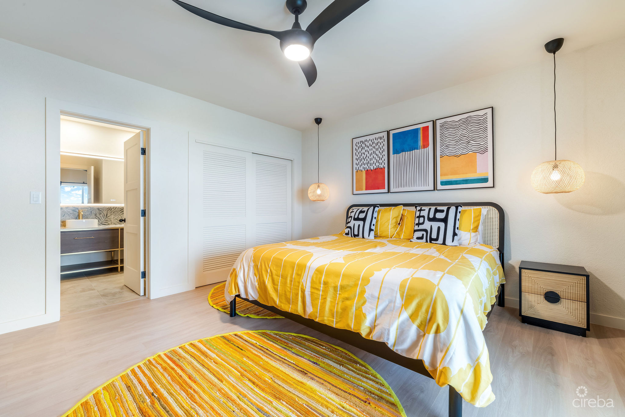 SUPERB VALUE AND VIEWS ON SPOTTS BEACH – 15 CORAL BAY VILLAGE