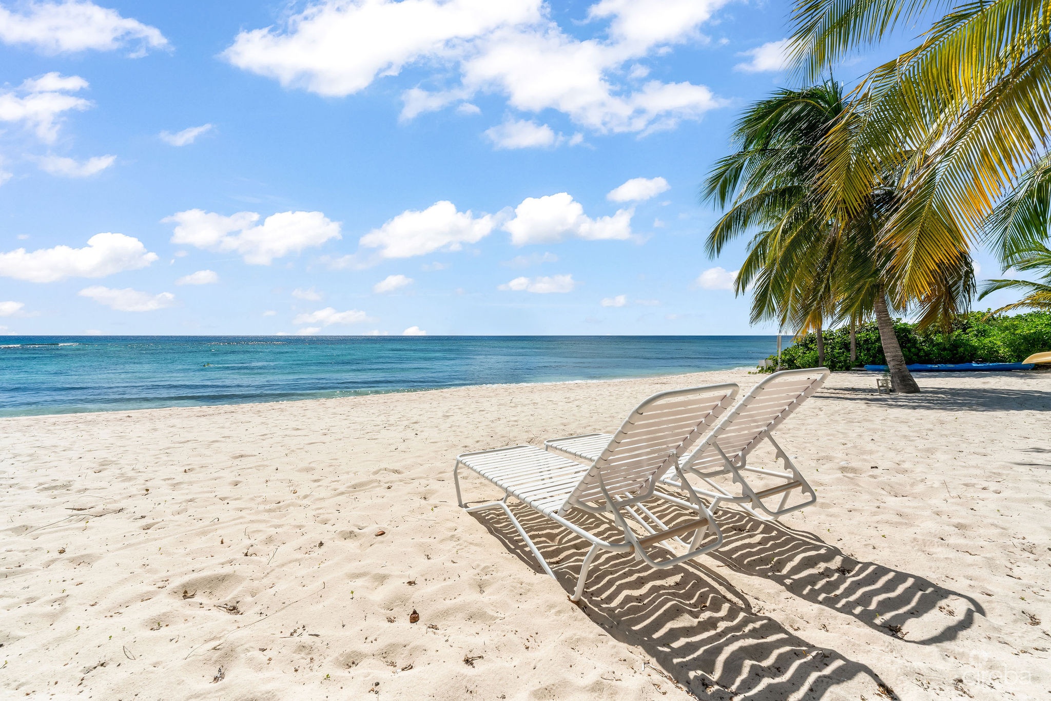 SUPERB VALUE AND VIEWS ON SPOTTS BEACH – 15 CORAL BAY VILLAGE