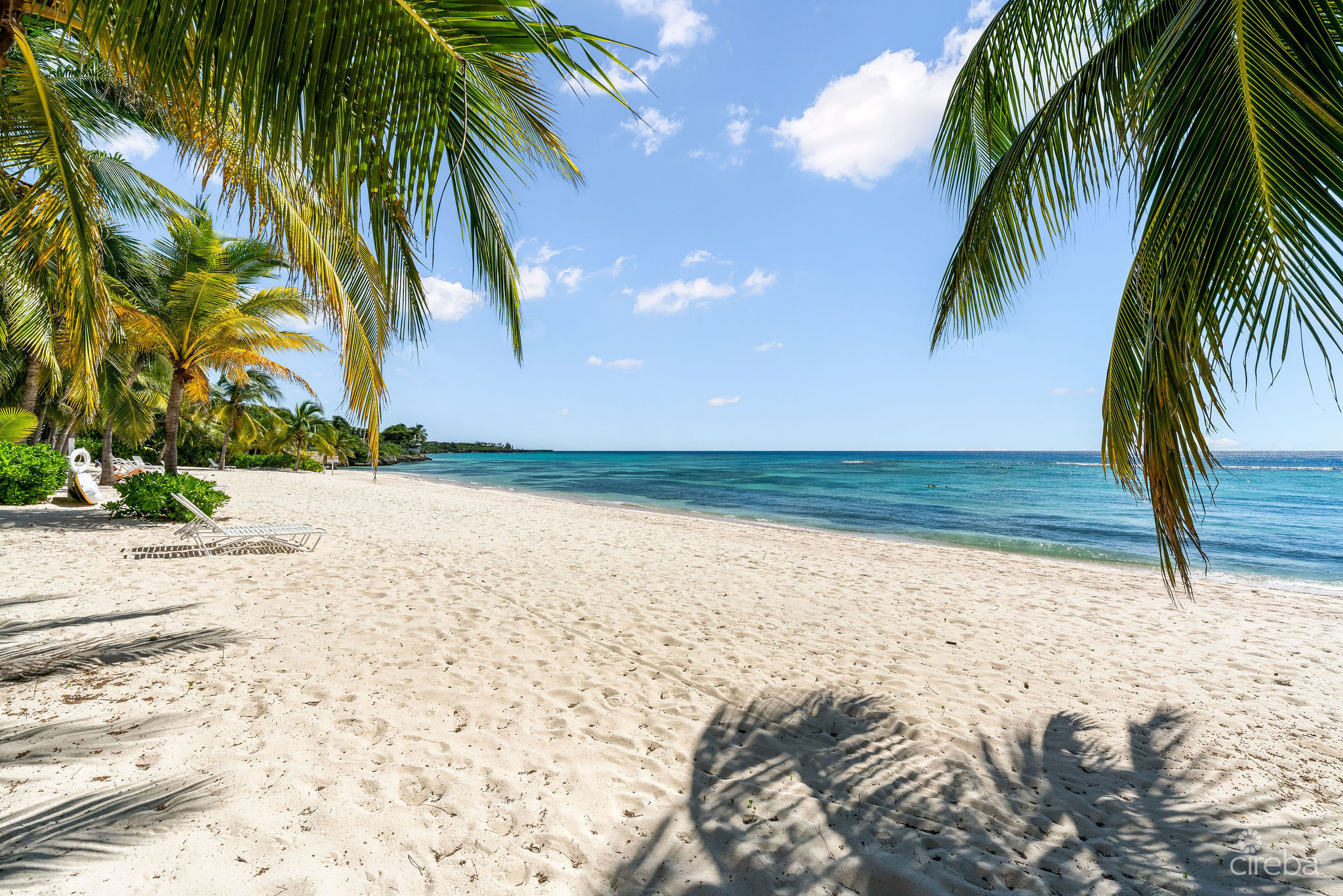 SUPERB VALUE AND VIEWS ON SPOTTS BEACH – 15 CORAL BAY VILLAGE