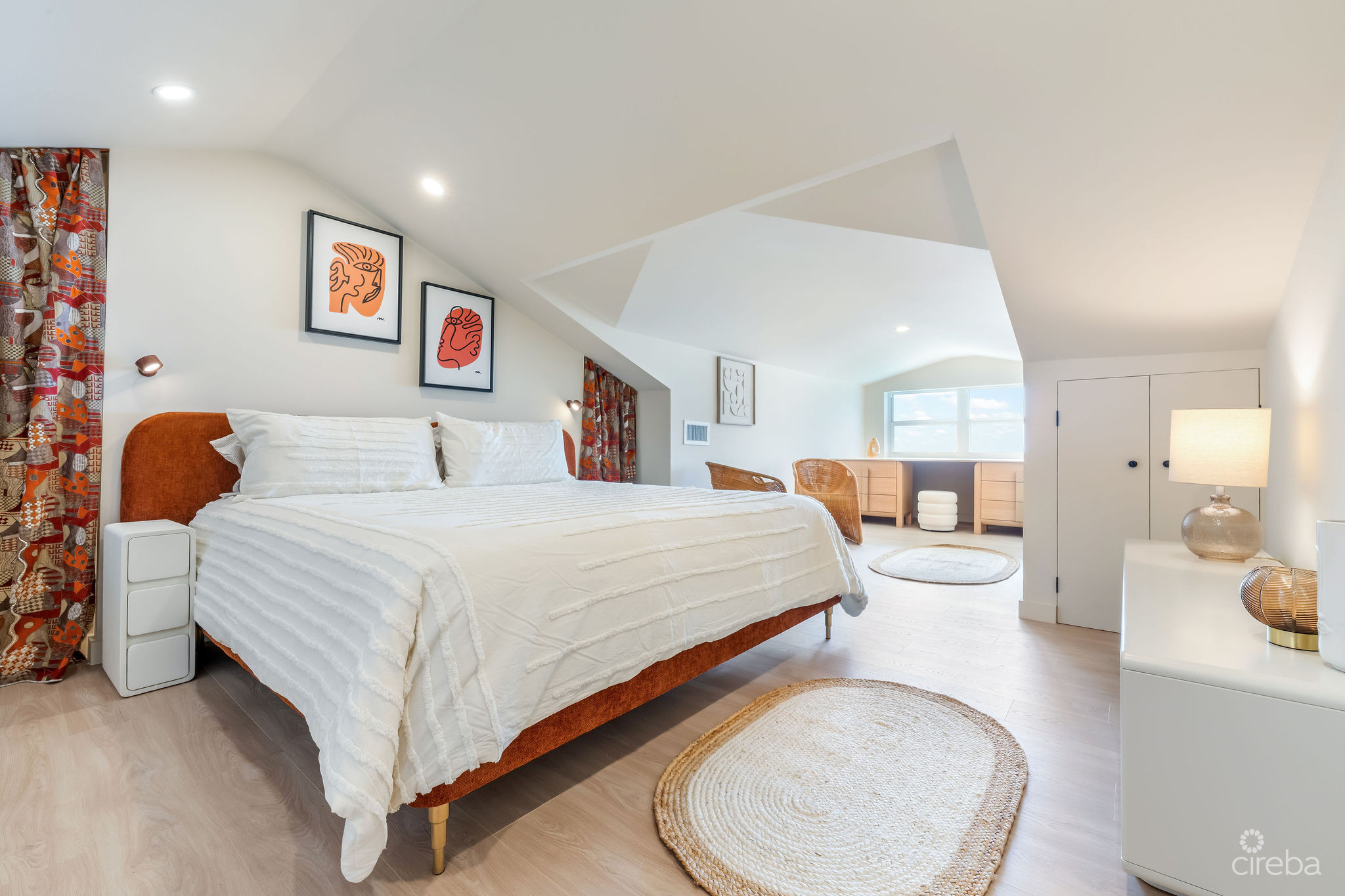 SUPERB VALUE AND VIEWS ON SPOTTS BEACH – 15 CORAL BAY VILLAGE