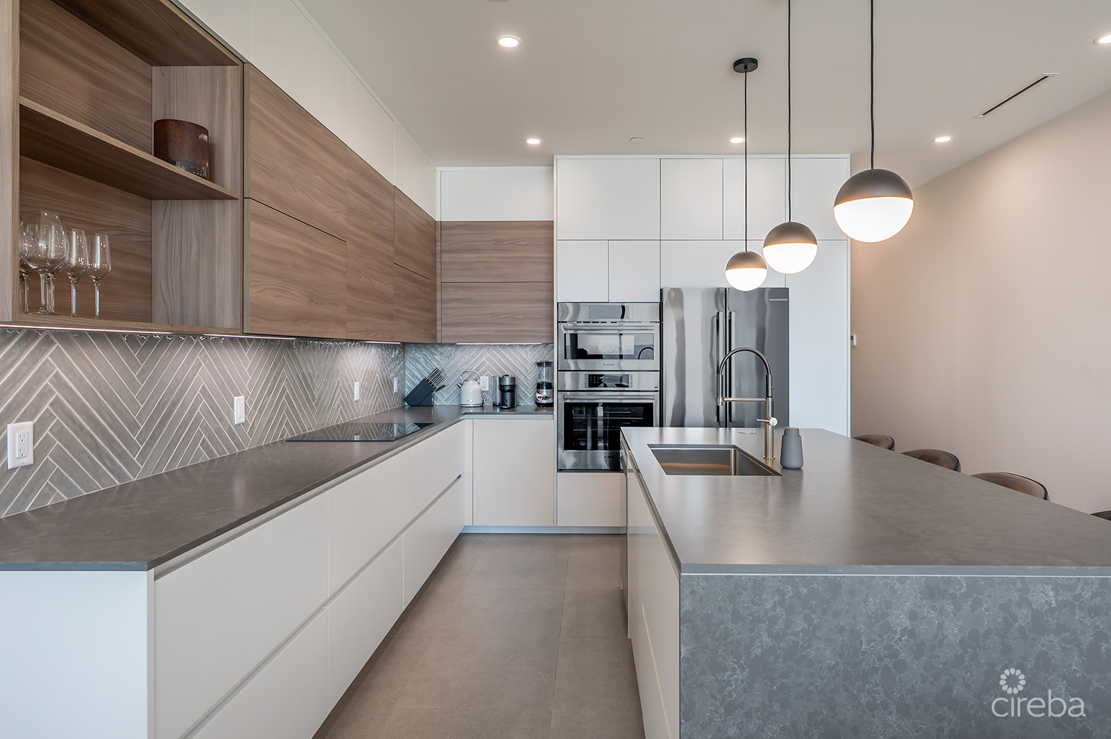 POINT WEST UNIT #1 – THREE BED OCEAN VIEW