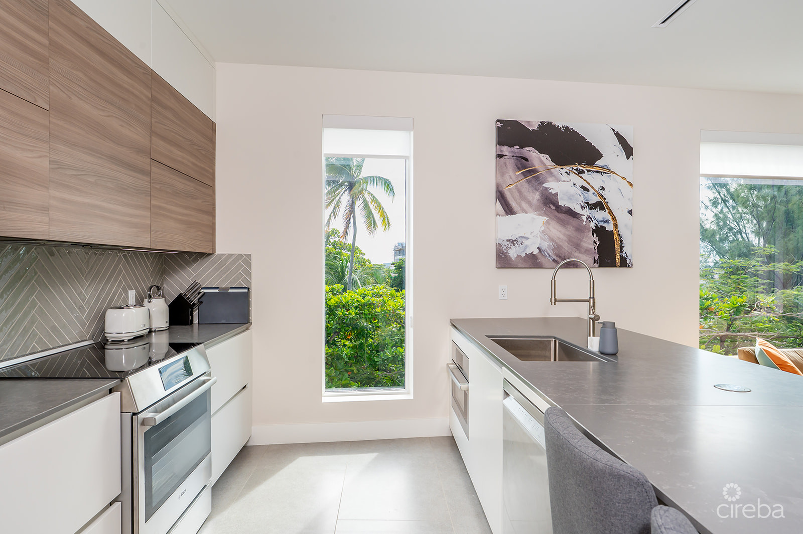 POINT WEST UNIT #10 – ONE BED GARDEN VIEW