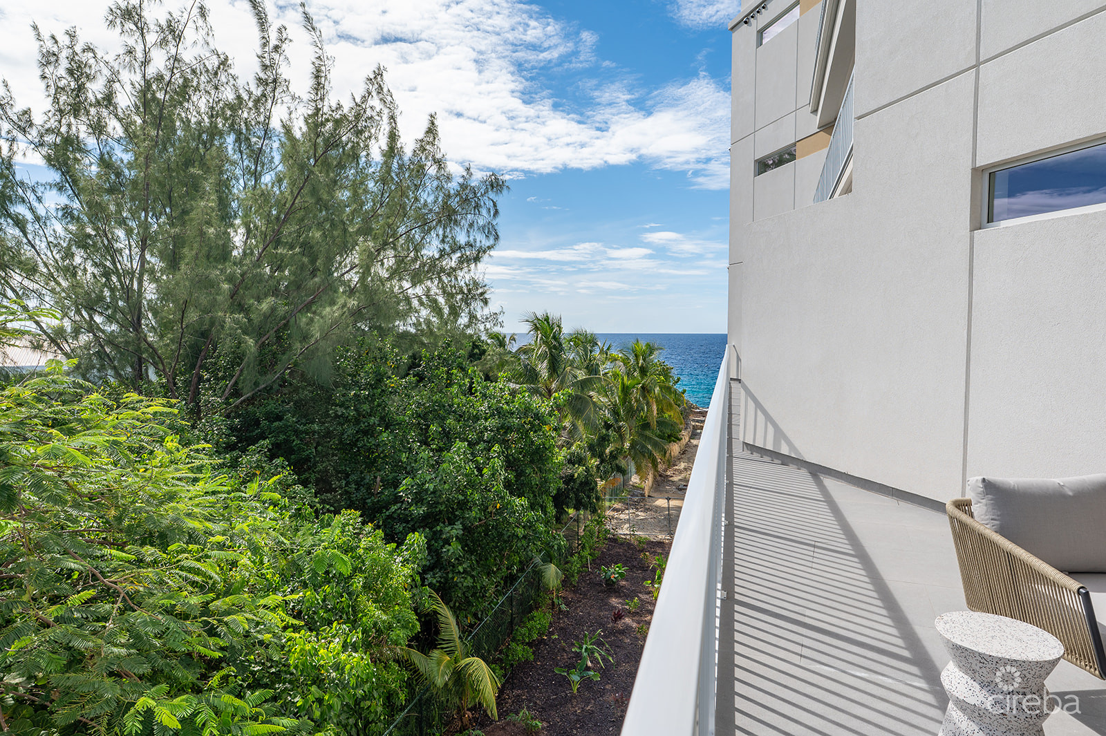 POINT WEST PENTHOUSE #20 – ONE BED GARDEN VIEW