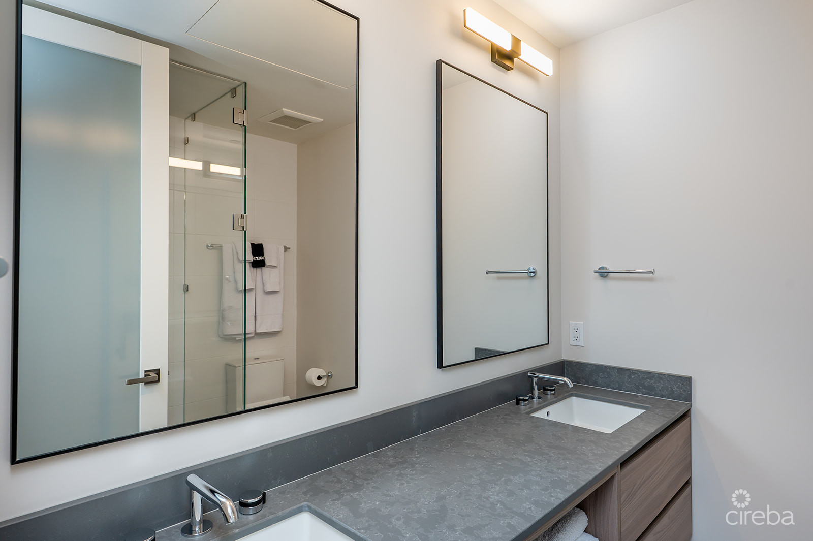 POINT WEST PENTHOUSE #24 – THREE BED OCEAN VIEW