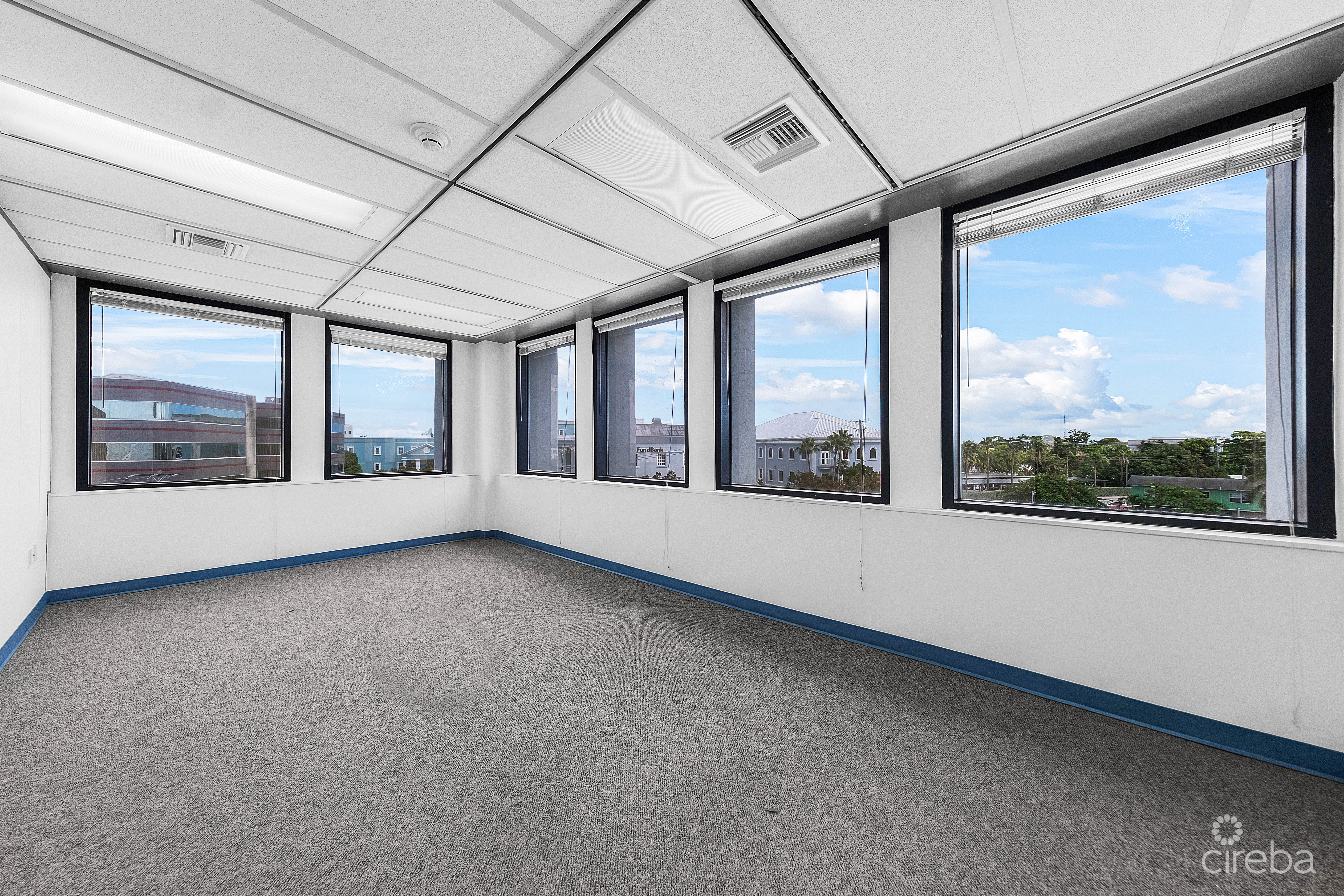 RARE  ENTIRE FLOOR COMMERCIAL OFFICE, GEORGE TOWN – OWNER FINANCING AVAILABLE