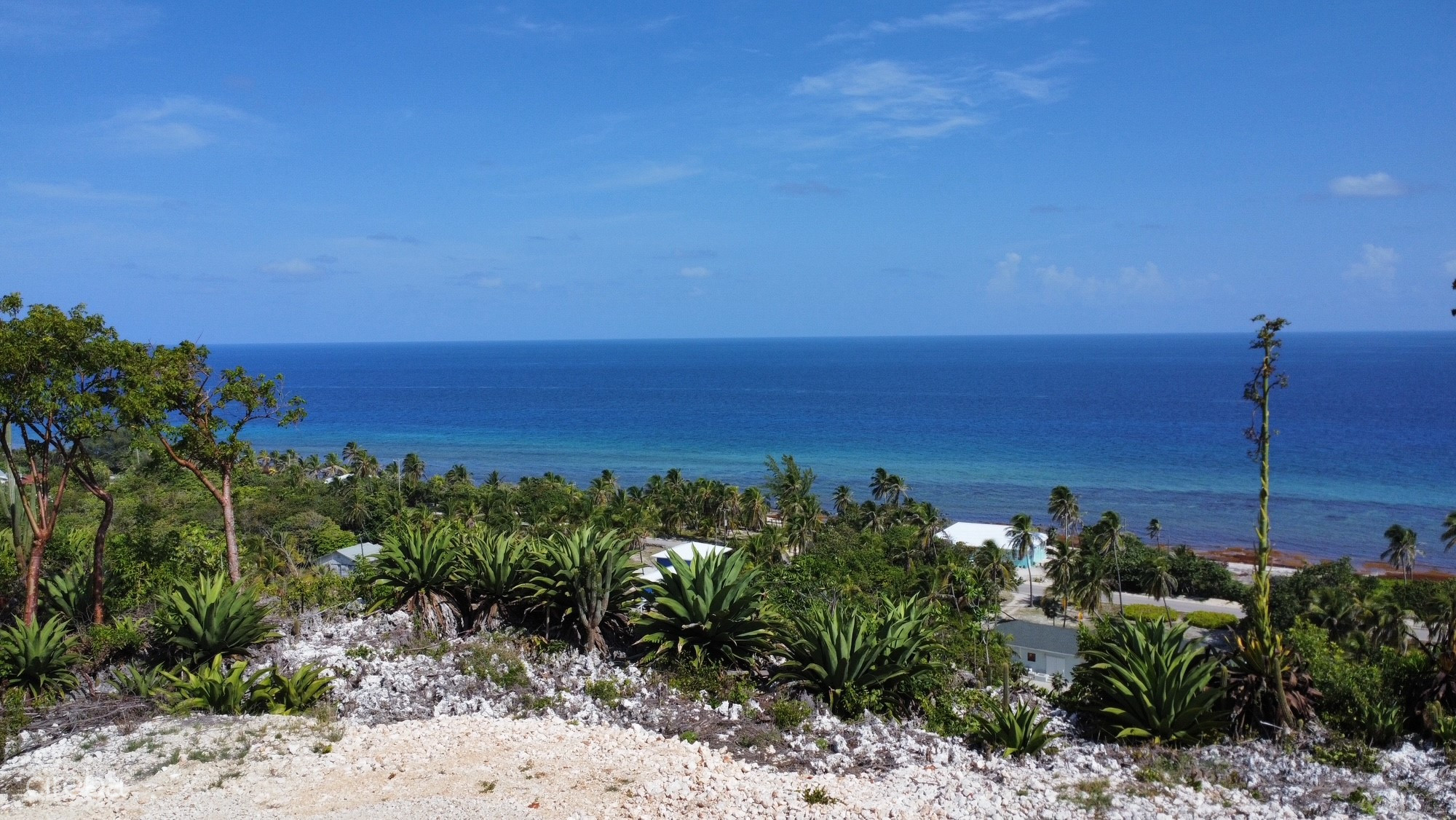 BLUFF LAND – CAYMAN BRAC EAST – LOT #4