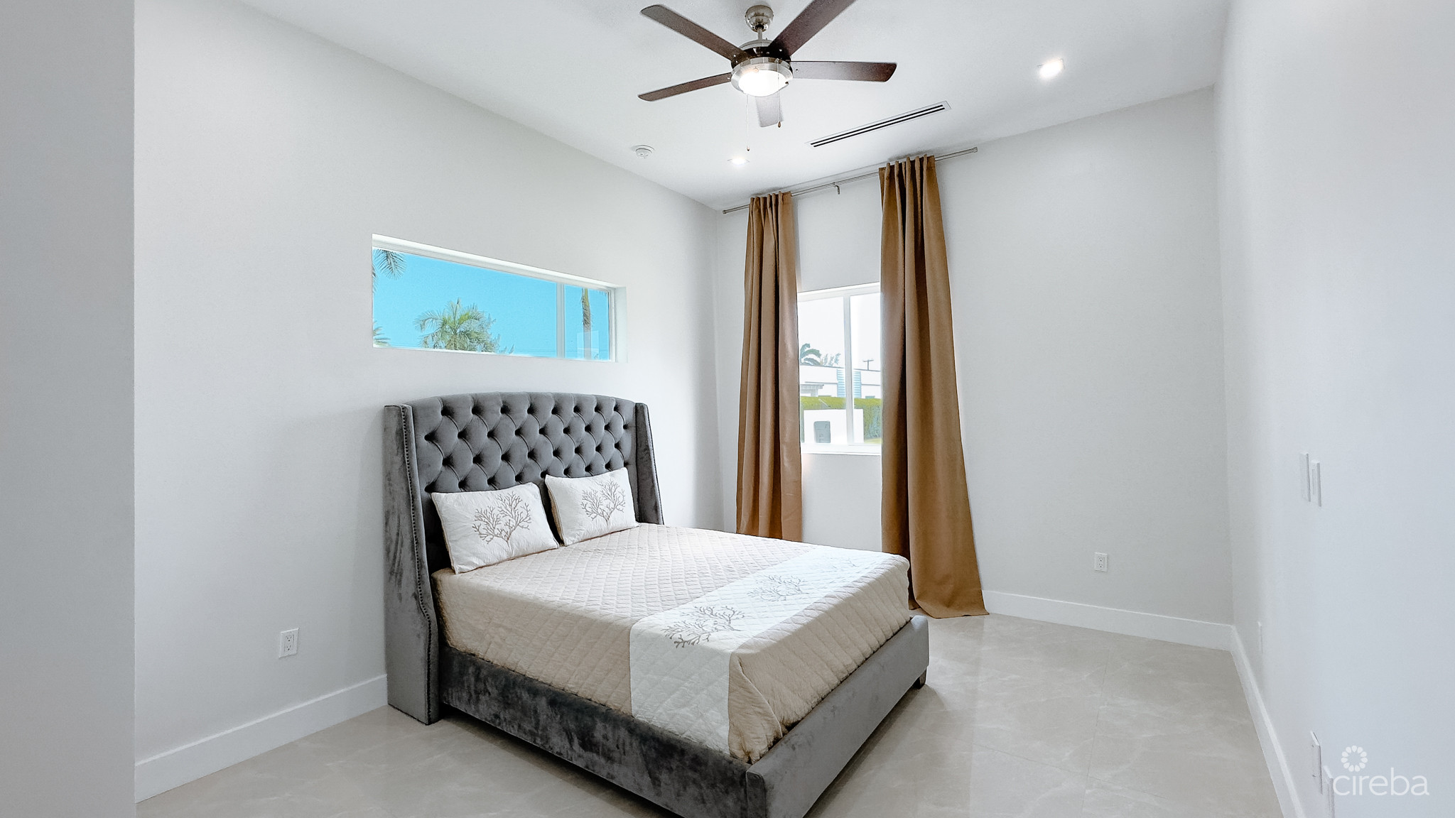 TARPON CIRCLE 4 BED FAMILY HOME