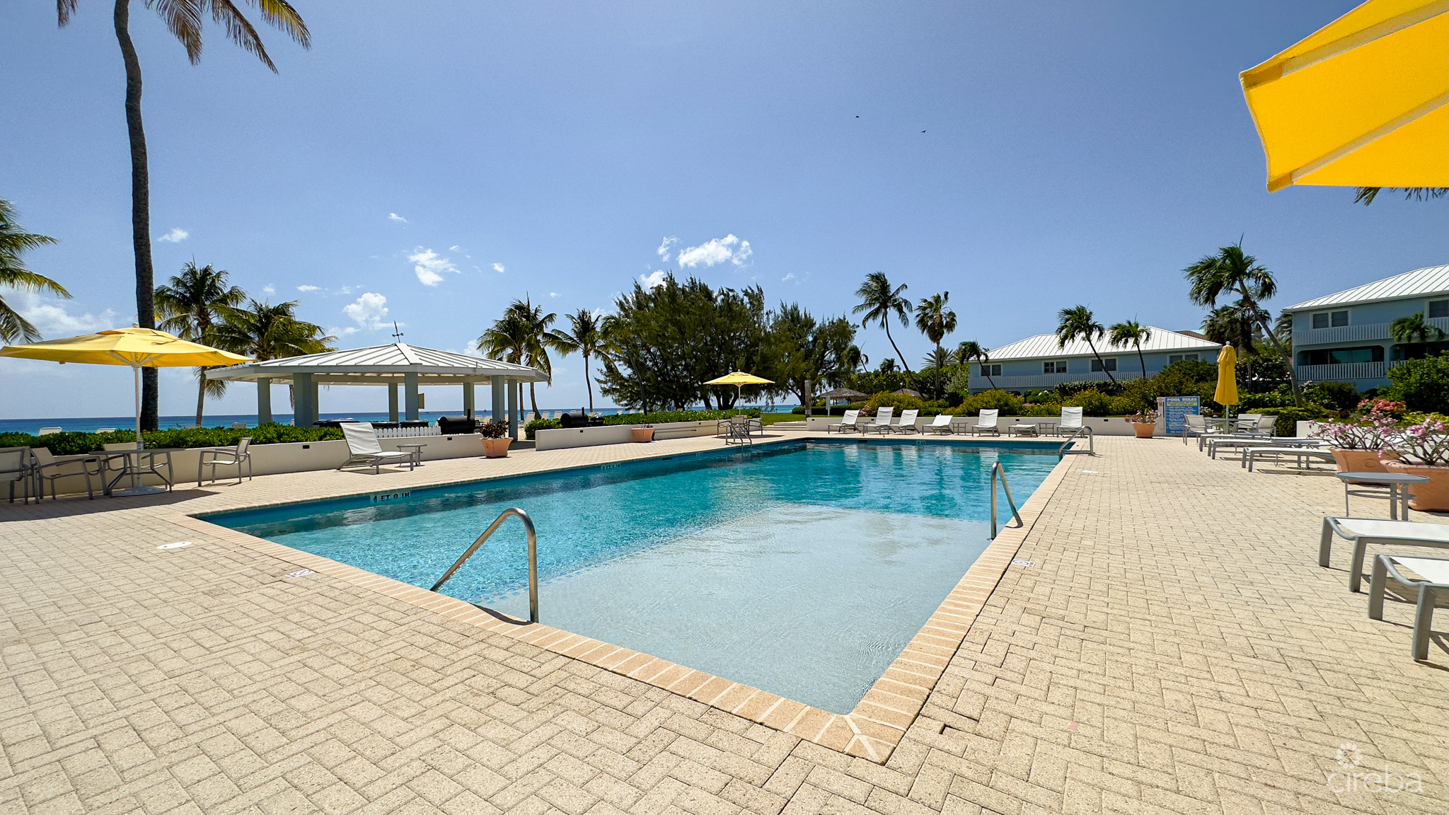 SEVEN MILE BEACHFRONT CONDO SILVER SANDS