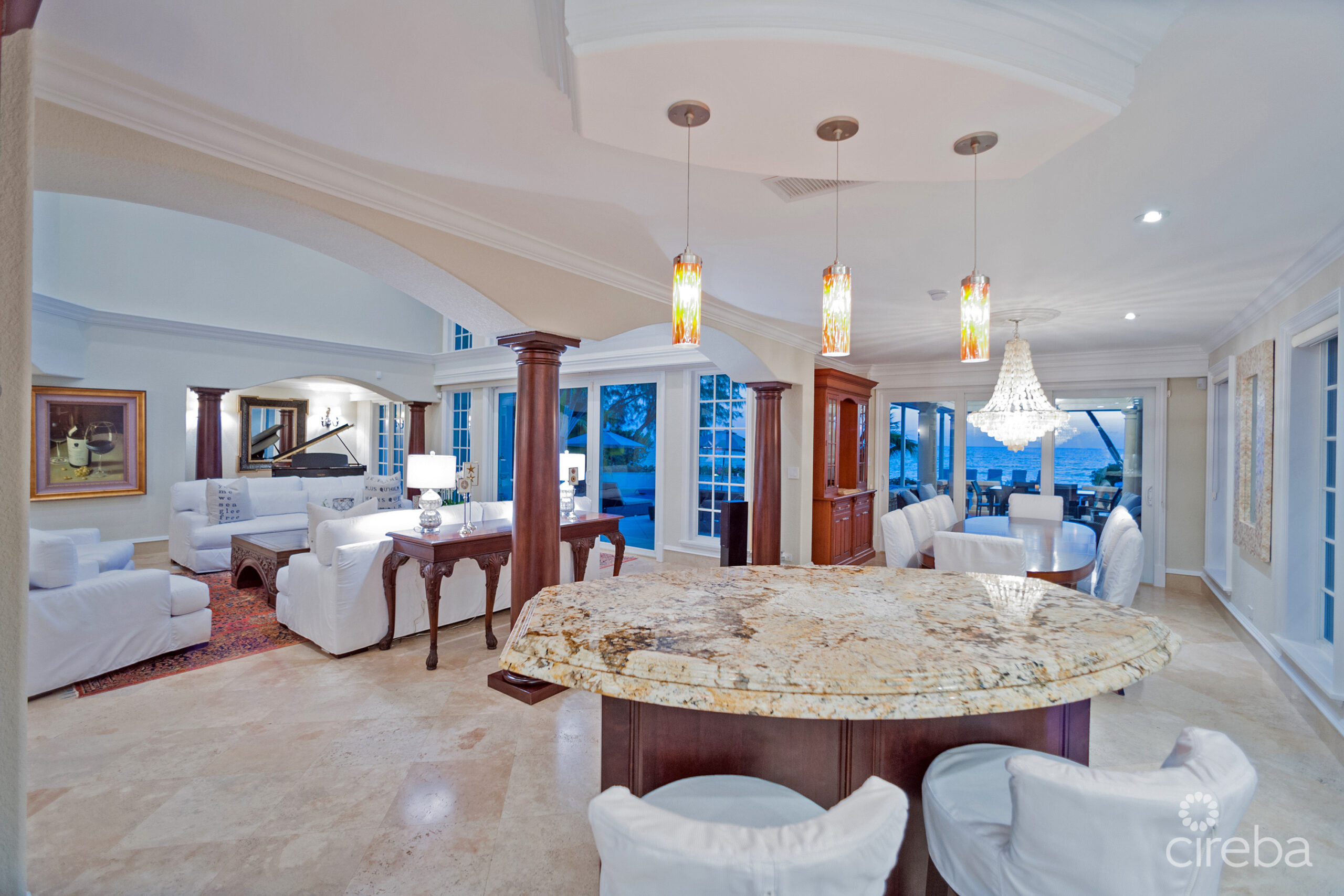 COCONUT WALK –  SEVEN MILE BEACH ESTATE