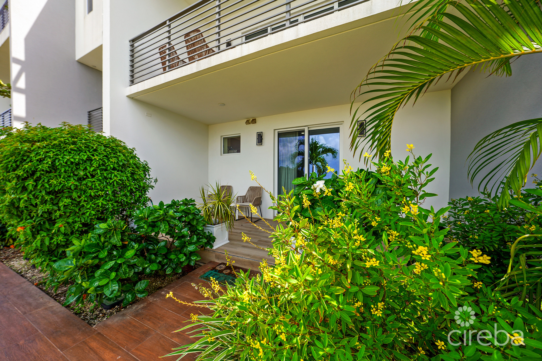 OCEAN CREST #21,  LUXURY WATERFRONT TOWN HOME W/DOCK