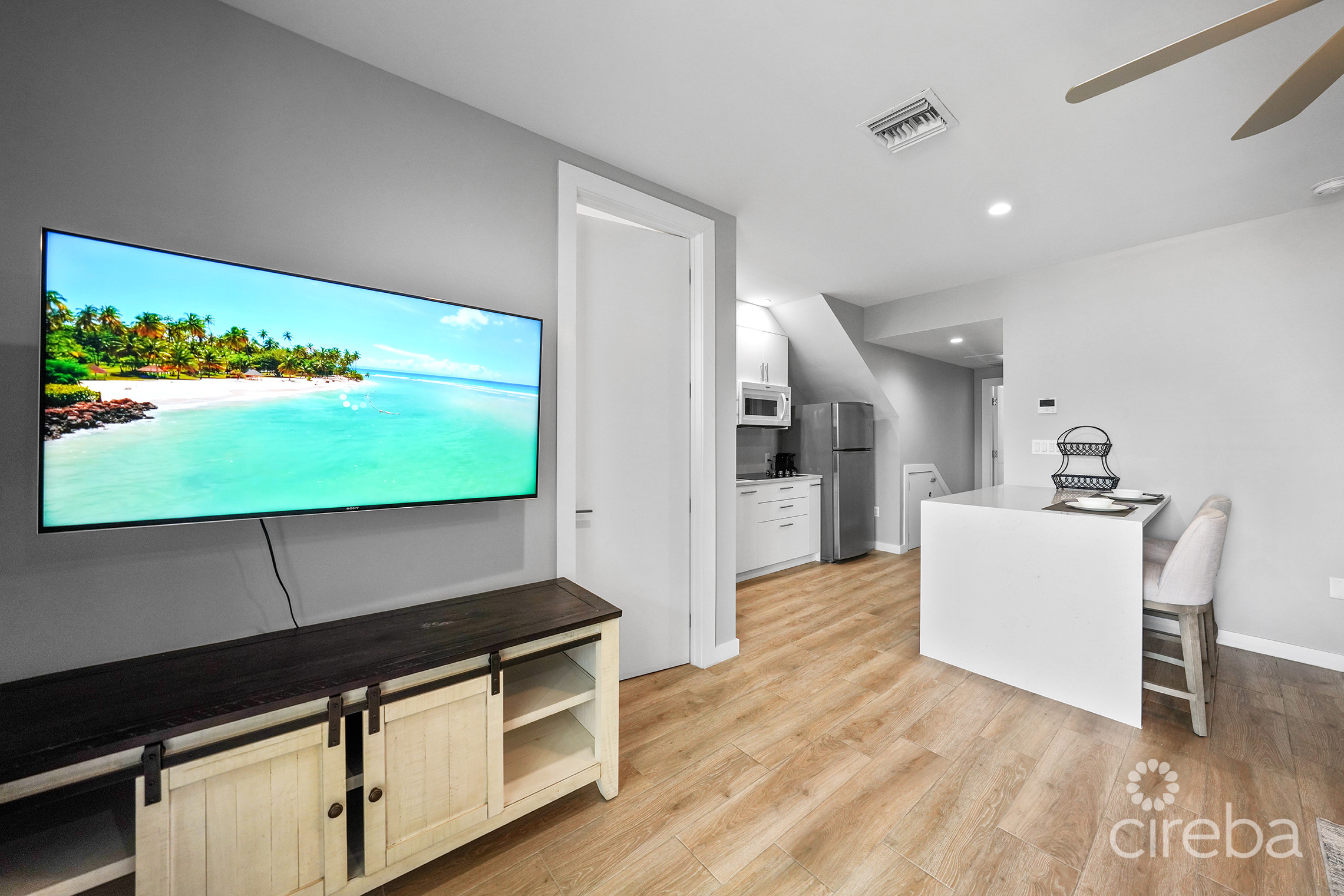 OCEAN CREST #21,  LUXURY WATERFRONT TOWN HOME W/DOCK