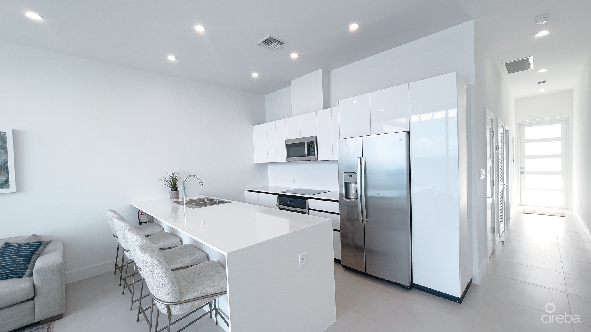 SUNSET POINT OCEANFRONT CONDO