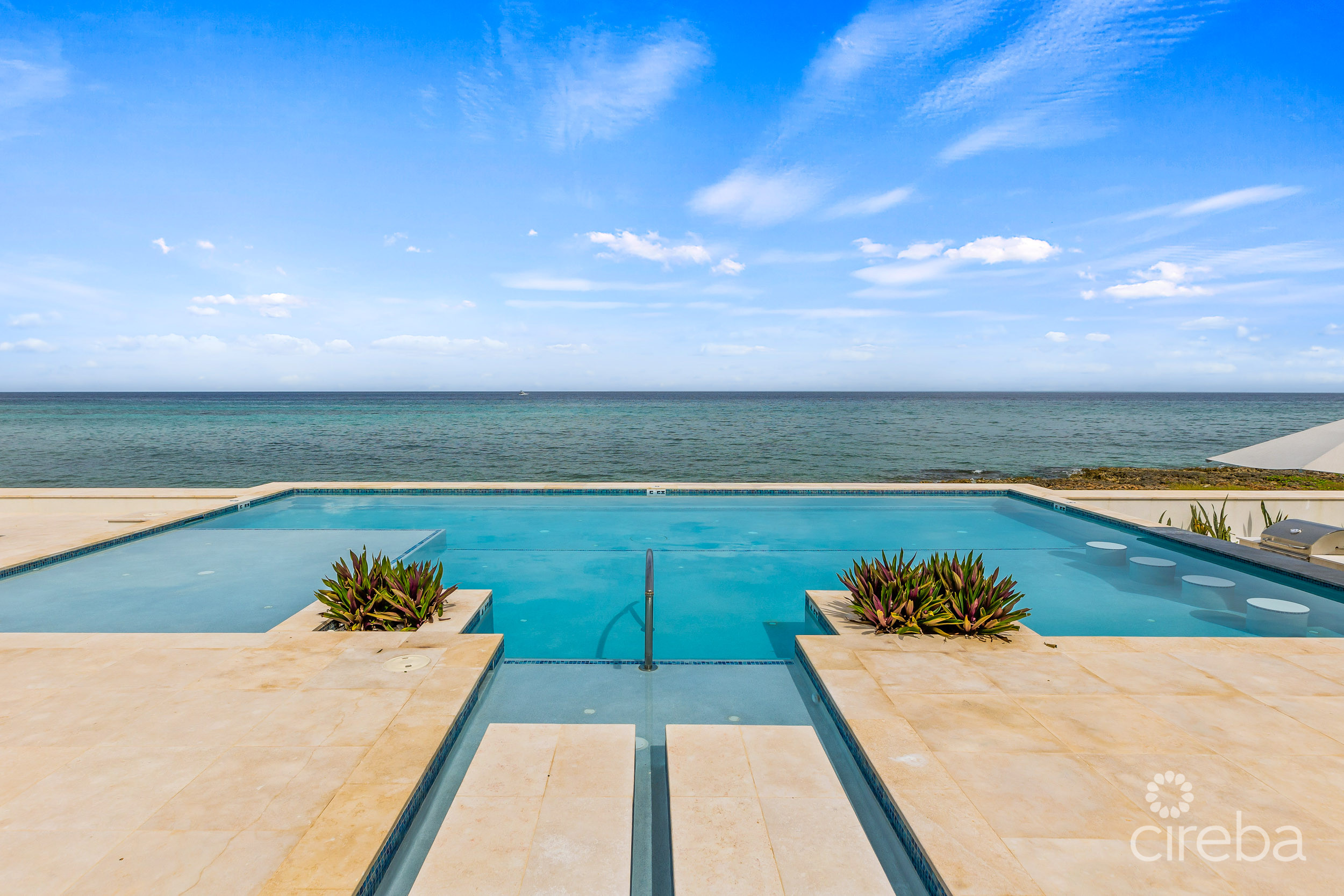 OCEANS 9  VILLA 7  WEST BAY LUXURY BEACHVIEW DETACHED HOME