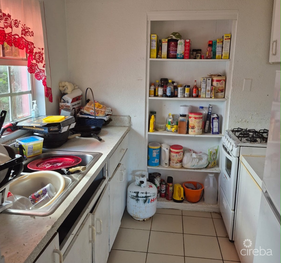 221 ANTHONY DR