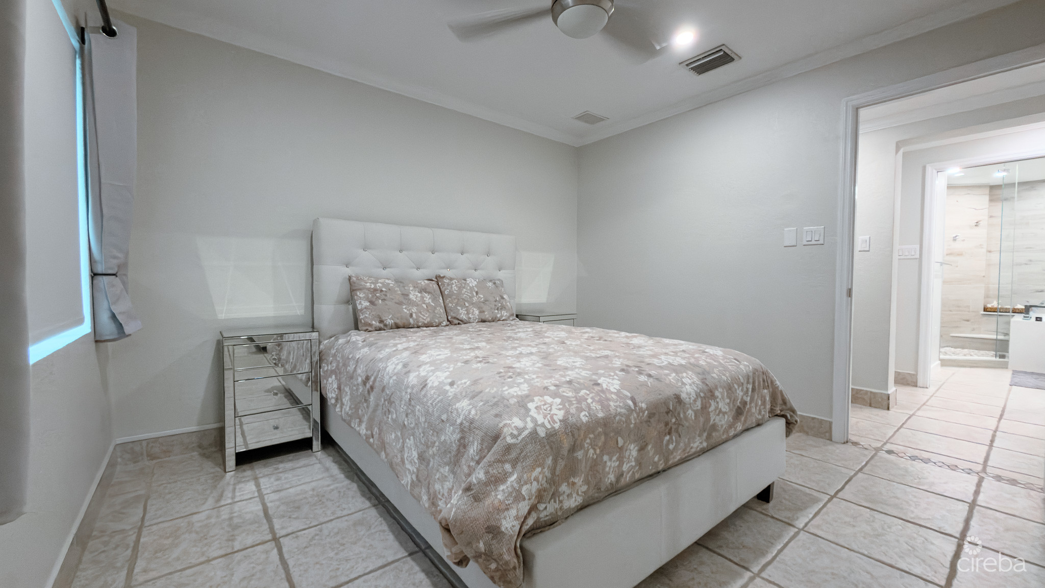 POINSETTIA CONDO SEVEN MILE BEACH