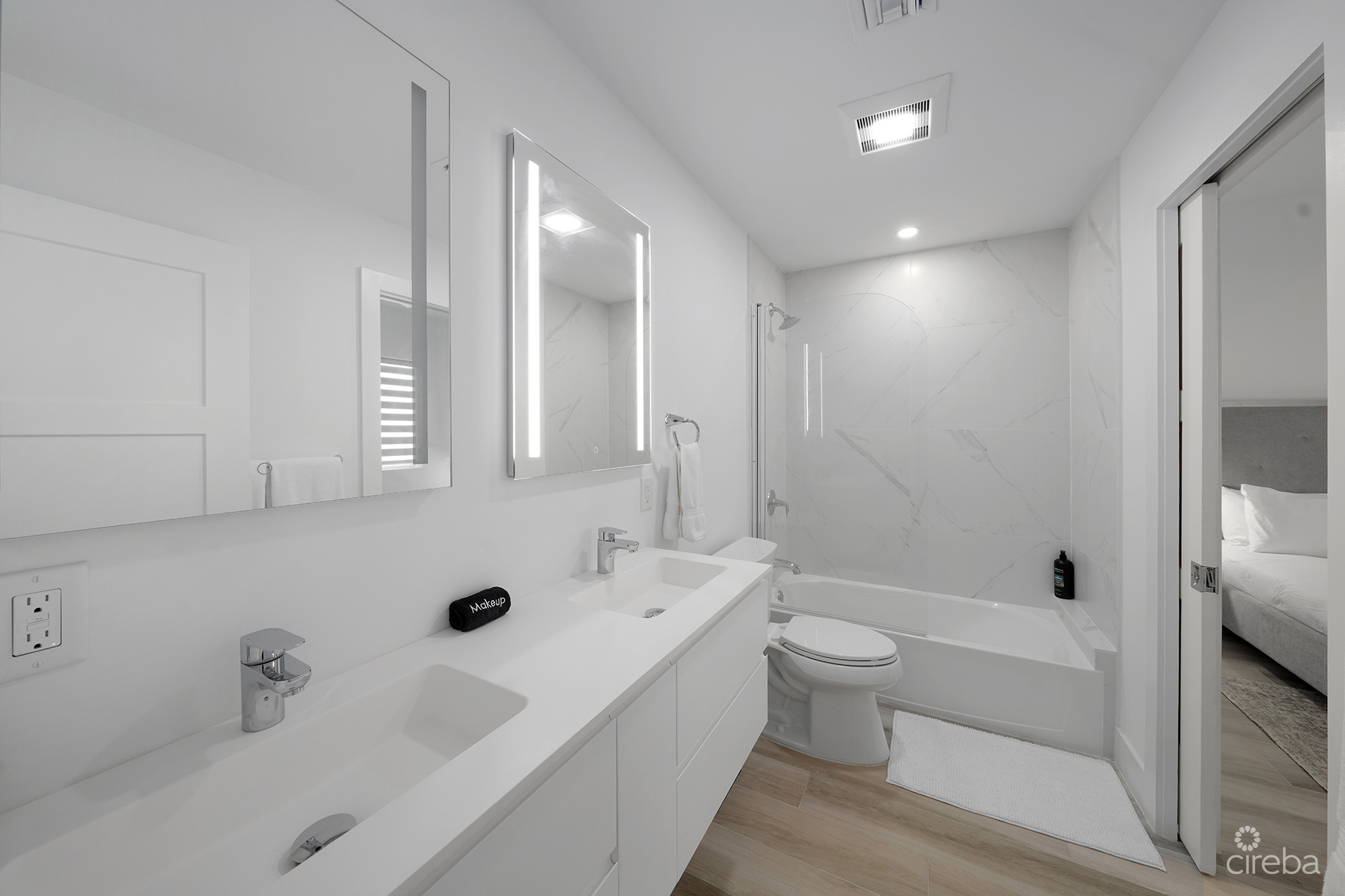 SUNSET POINT – SIGNATURE PENTHOUSE WITH VENDOR FINANCING!