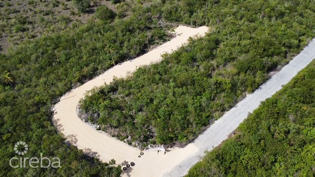 BLUFF LAND – CAYMAN BRAC EAST – LOT #4