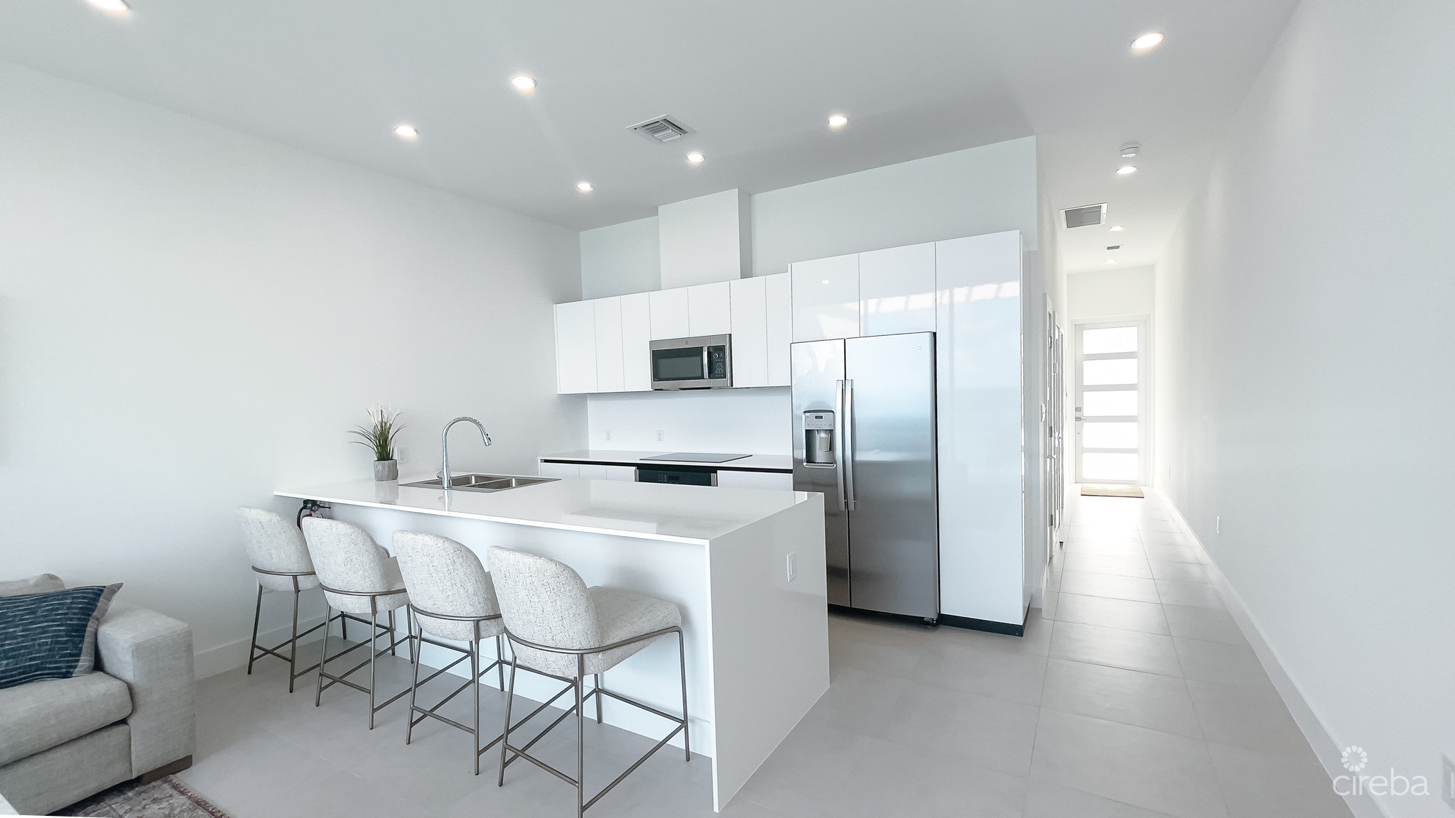 SUNSET POINT OCEANFRONT CONDO