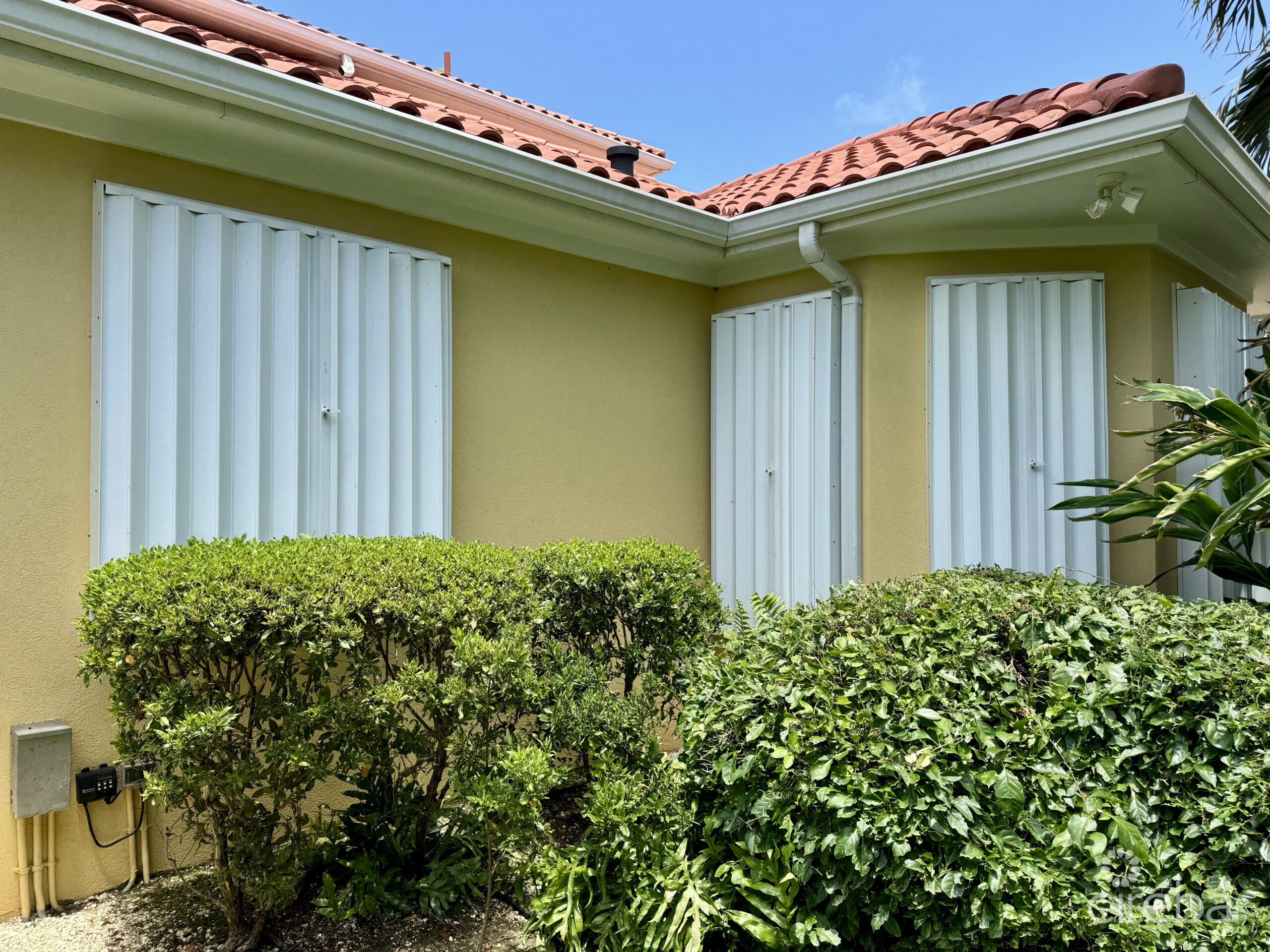 61 HOYA QUAY CRYSTAL HARBOUR