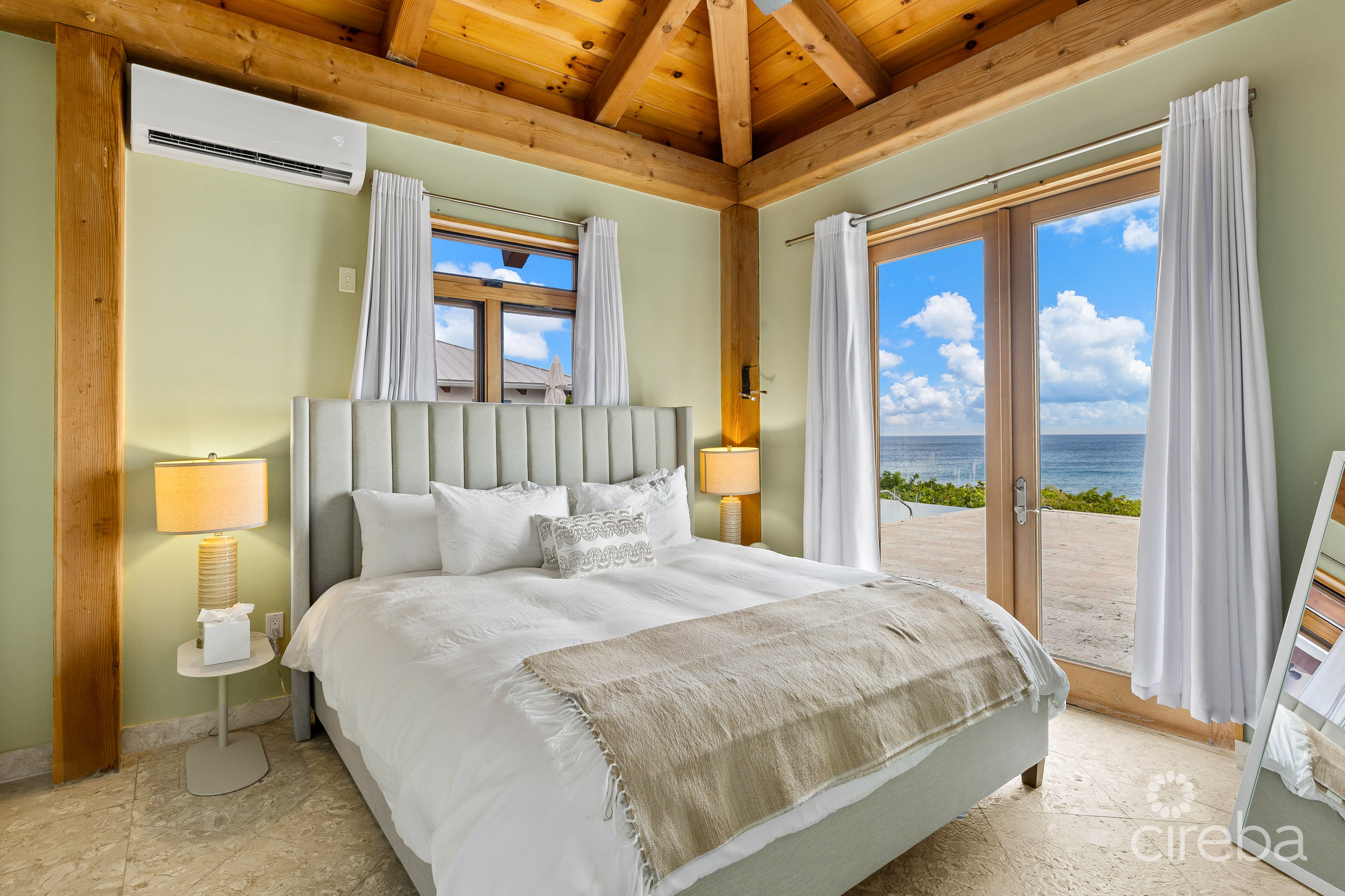 OCEANFRONT INVESTMENT / DEVELOPMENT OPPORTUNITY – CONCH POINT ROAD 2.74 ACRES