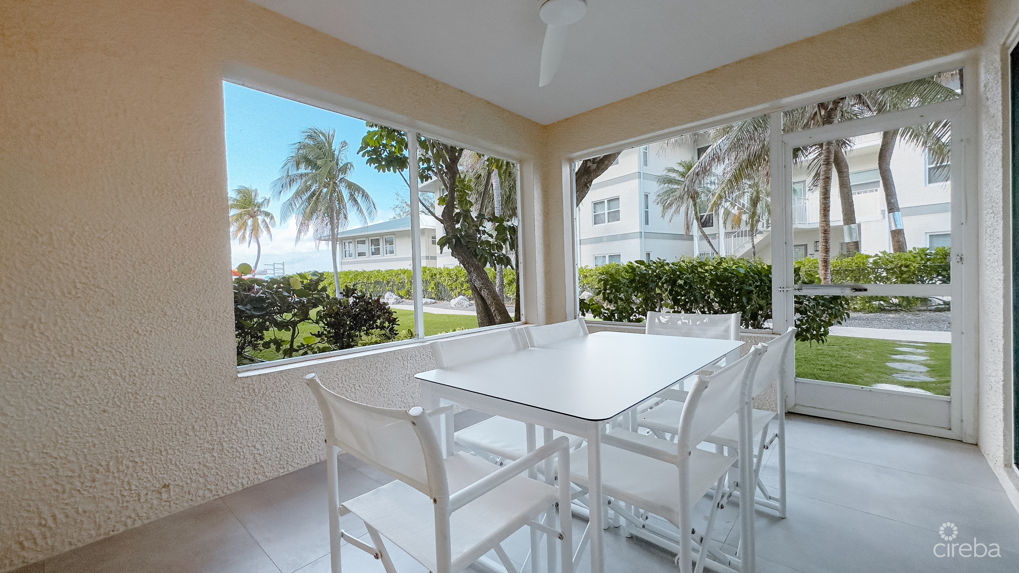 PLANTATION VILLAGE SEVEN MILE BEACH