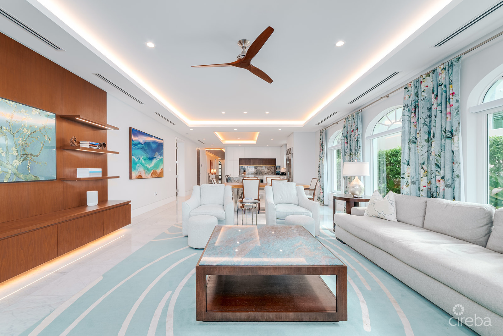 LUXURY SEVEN MILE BEACH CONDO – MANDALAY UNIT ONE