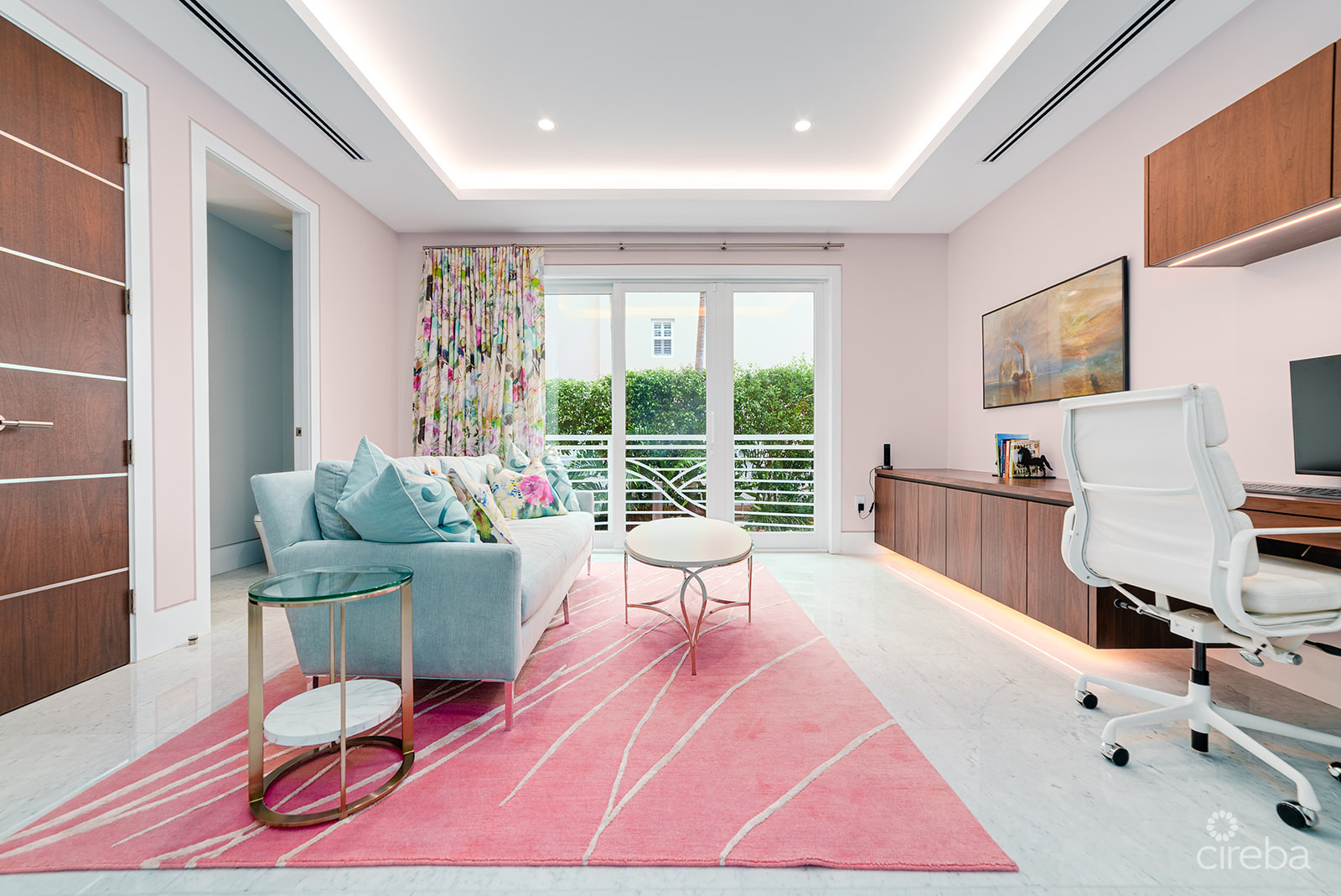 LUXURY SEVEN MILE BEACH CONDO – MANDALAY UNIT ONE