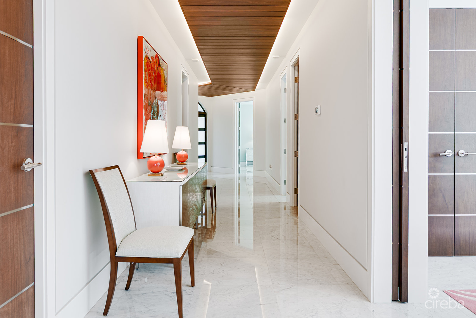 LUXURY SEVEN MILE BEACH CONDO – MANDALAY UNIT ONE
