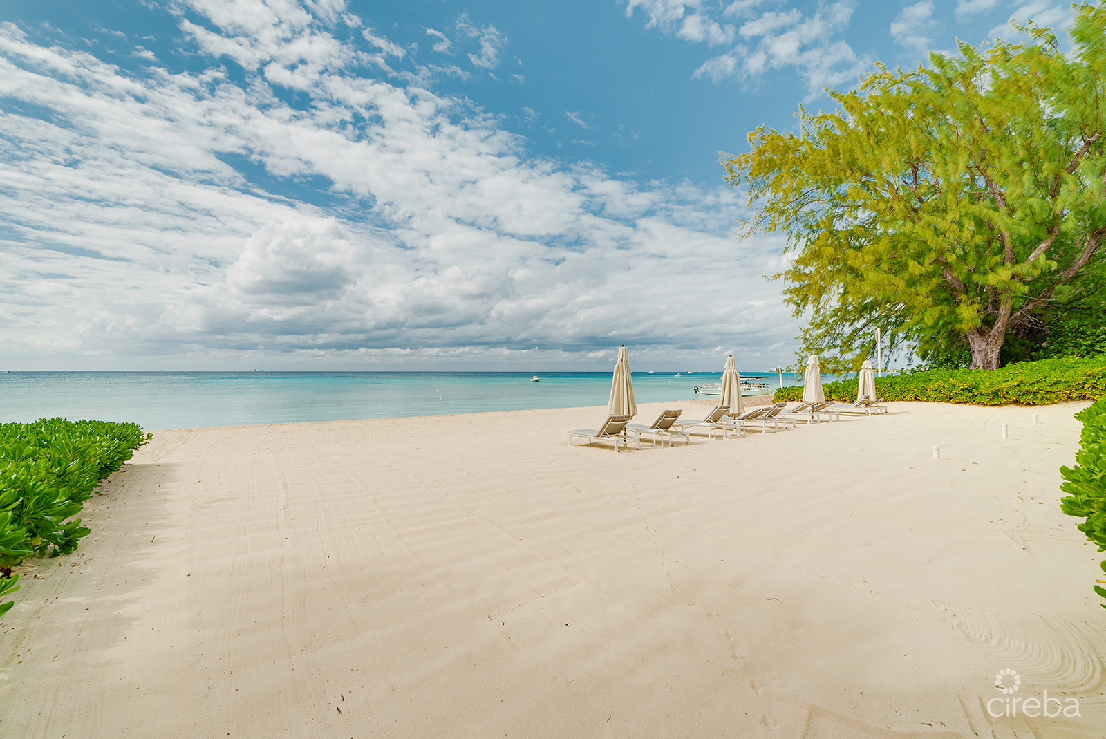 LUXURY SEVEN MILE BEACH CONDO – MANDALAY UNIT ONE