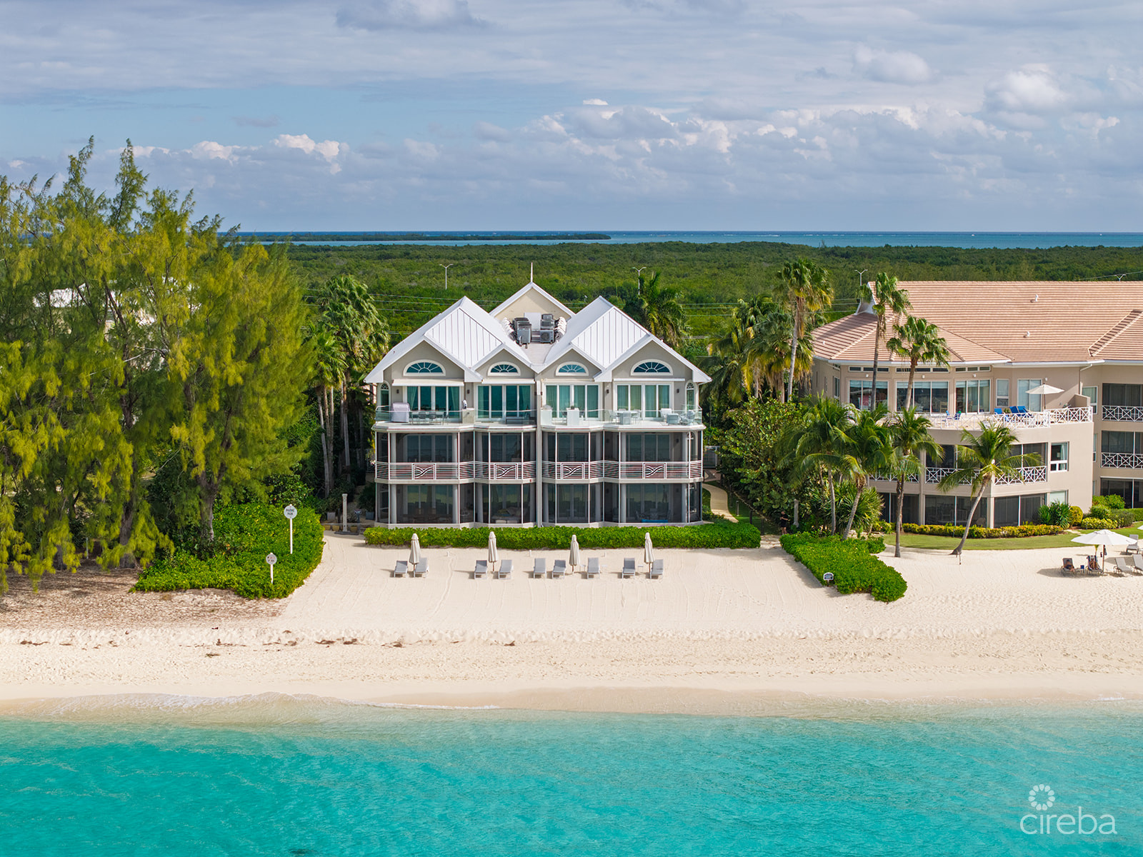 LUXURY SEVEN MILE BEACH CONDO – MANDALAY UNIT ONE