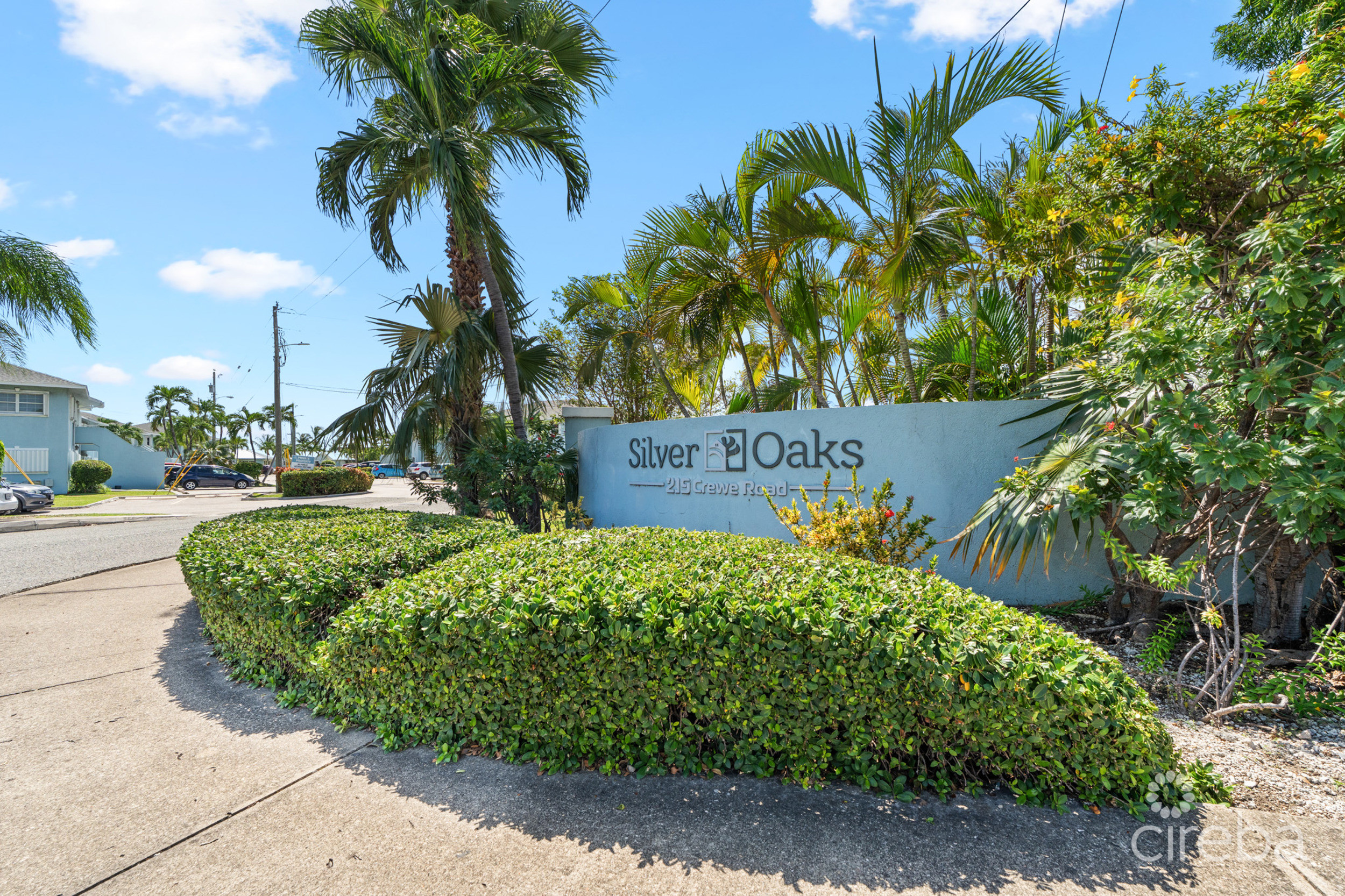 SILVER OAKS CONDO – 2 BED, 2 BATH . SECOND FLOOR