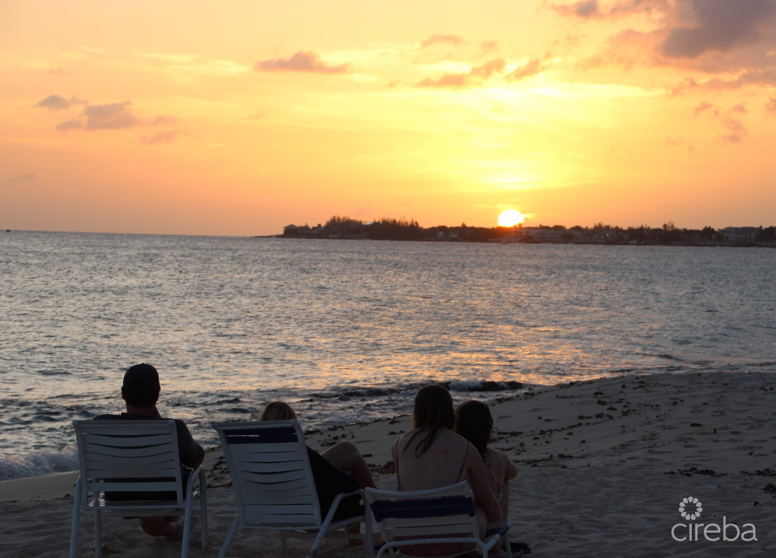 DISCOVERY POINT CLUB BEACHFRONT