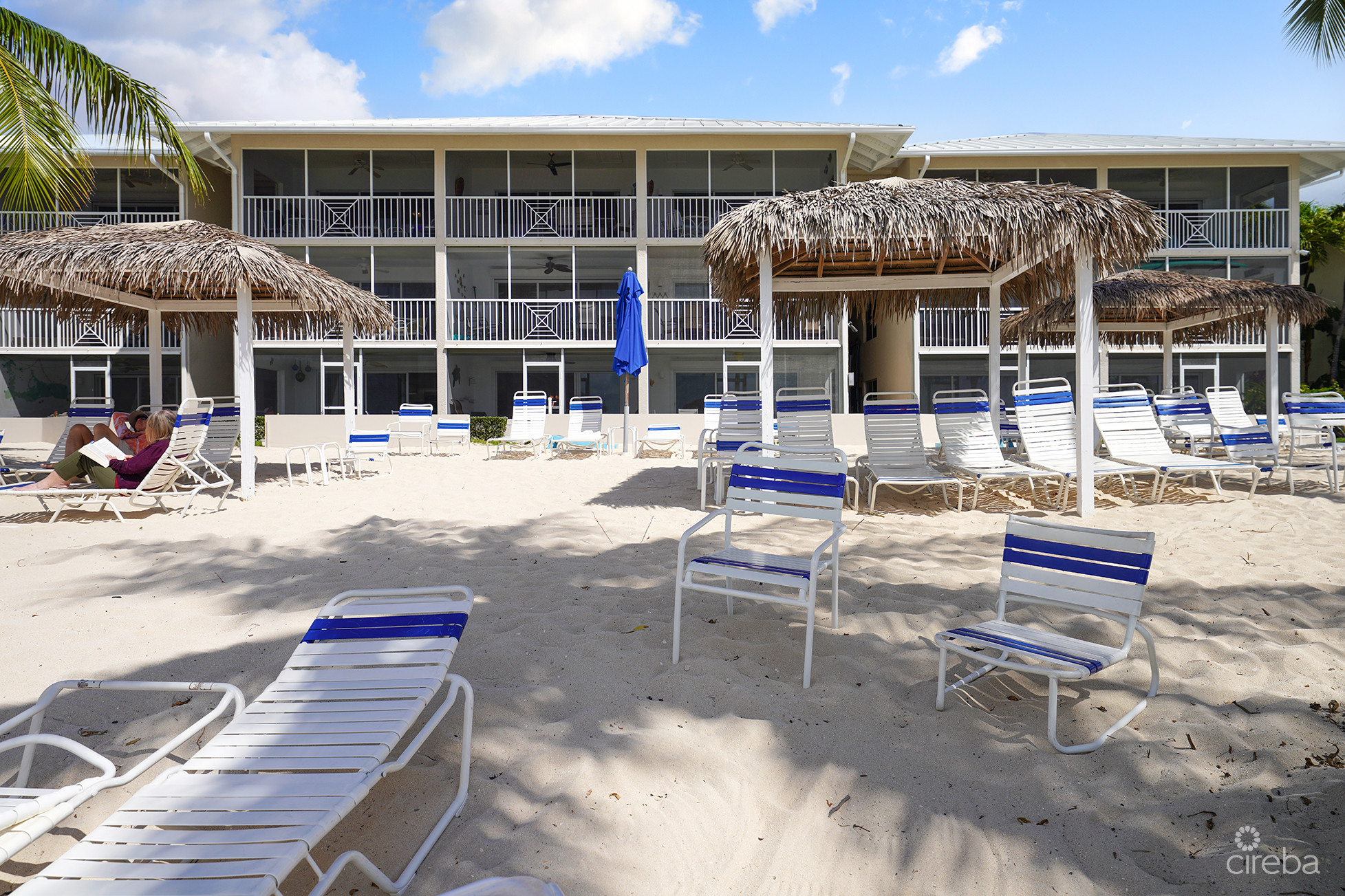 DISCOVERY POINT CLUB BEACHFRONT