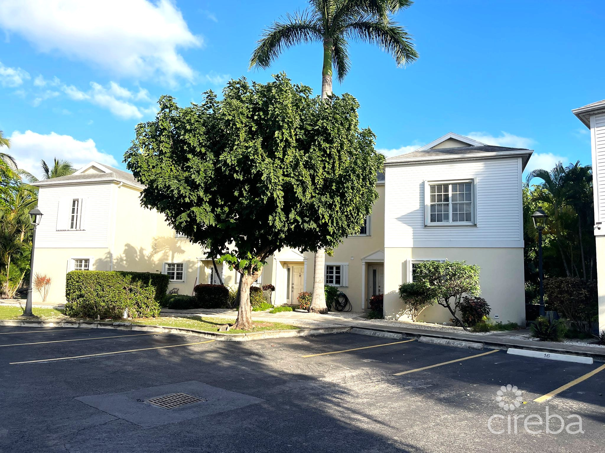 2 BED 2.5 BATH END UNIT – HOPE SPRINGS – GEORGE TOWN