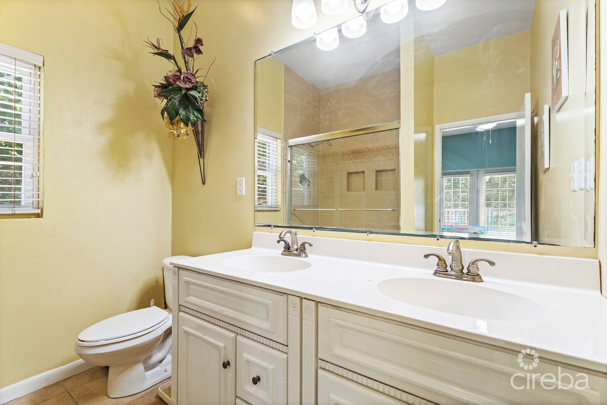 SOUTHSIDE HOME AND BLUFFSIDE COTTAGE