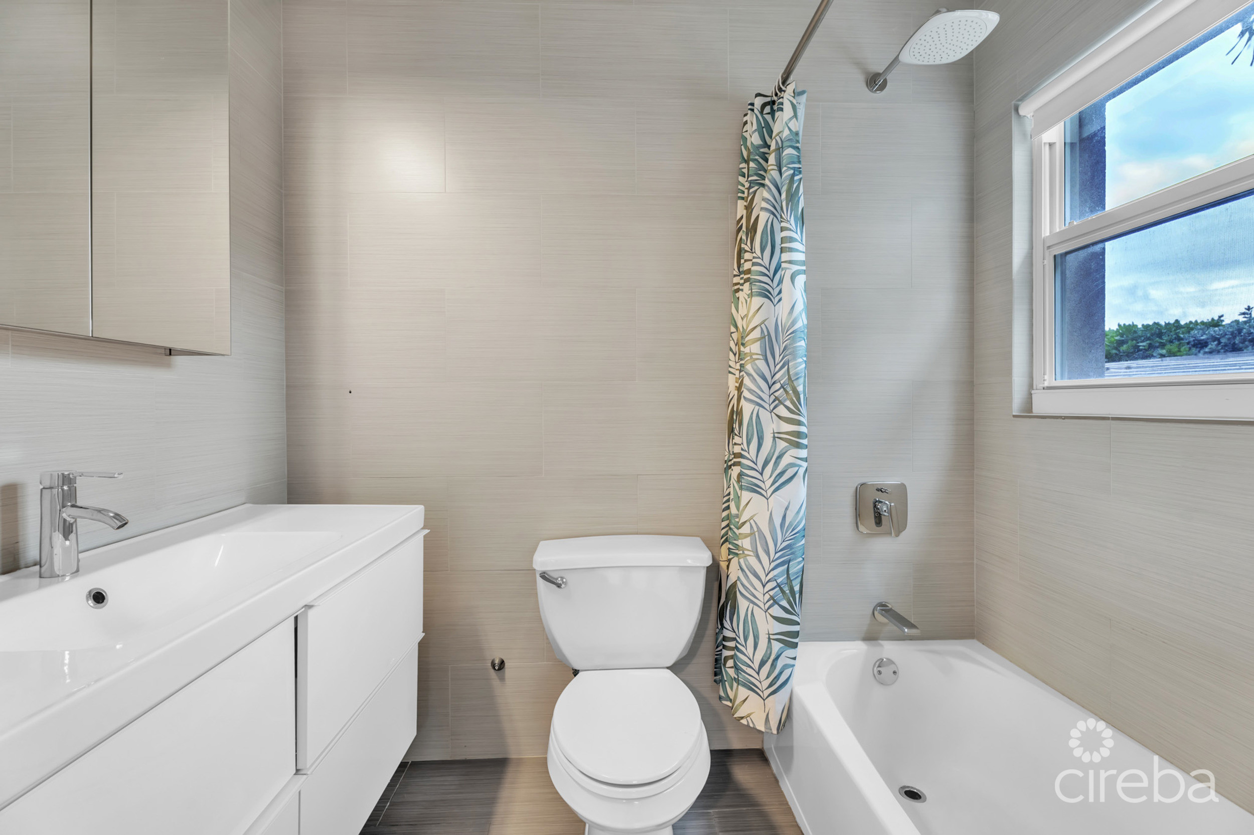 OLD PROSPECT GROVES – OCEANFRONT RESIDENCE #11