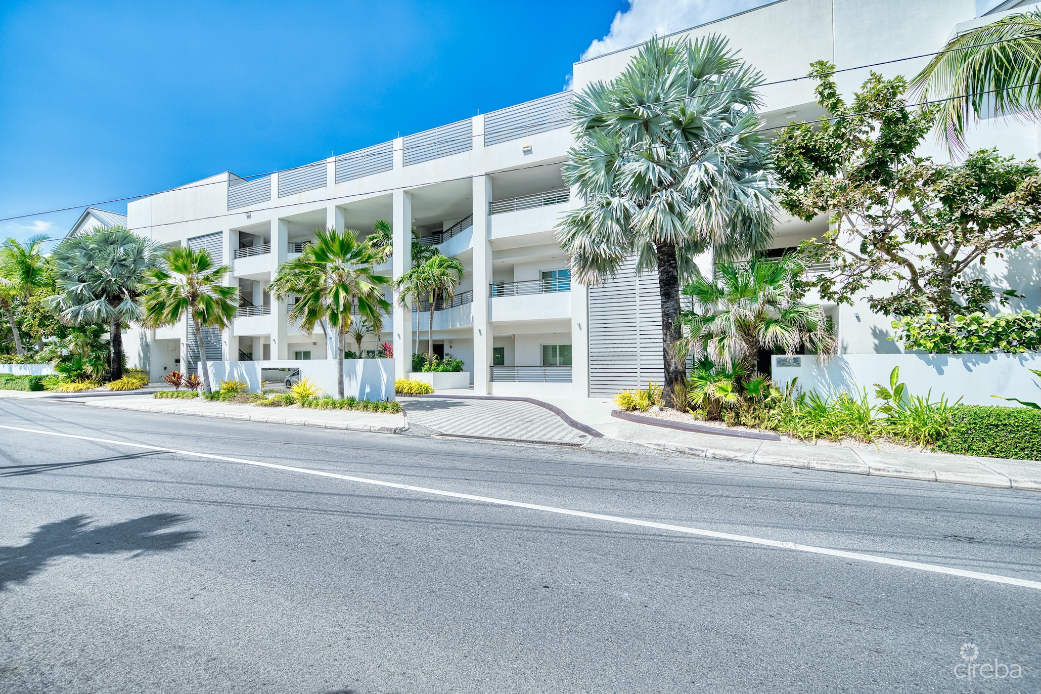 OCEANA PENTHOUSE: REDEFINING OCEANFRONT LUXURY