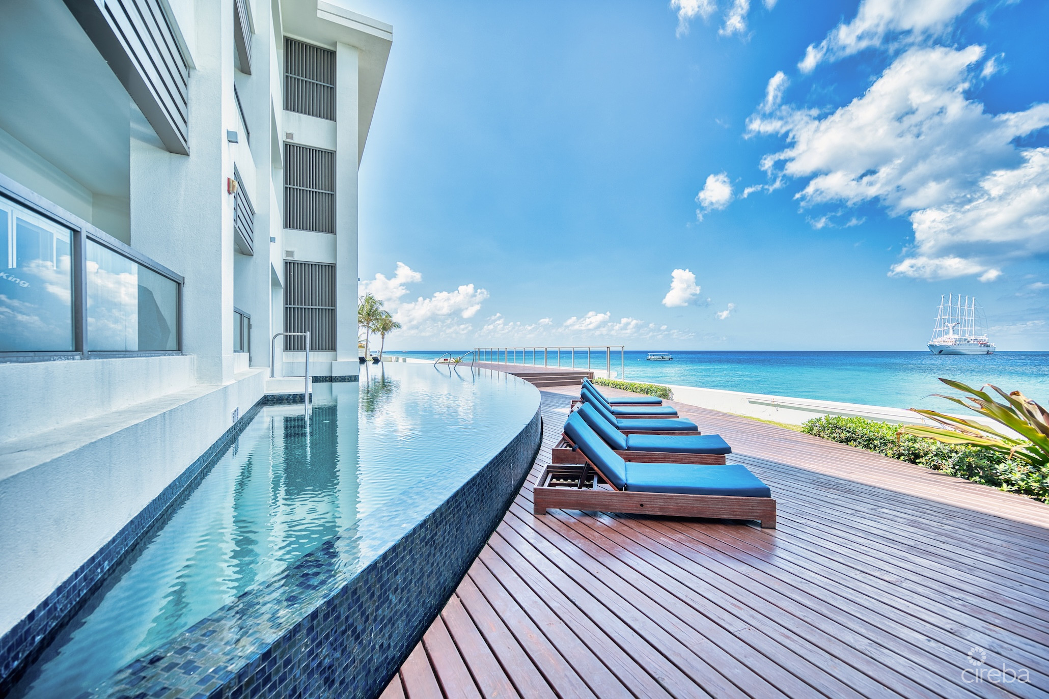 OCEANA PENTHOUSE: REDEFINING OCEANFRONT LUXURY