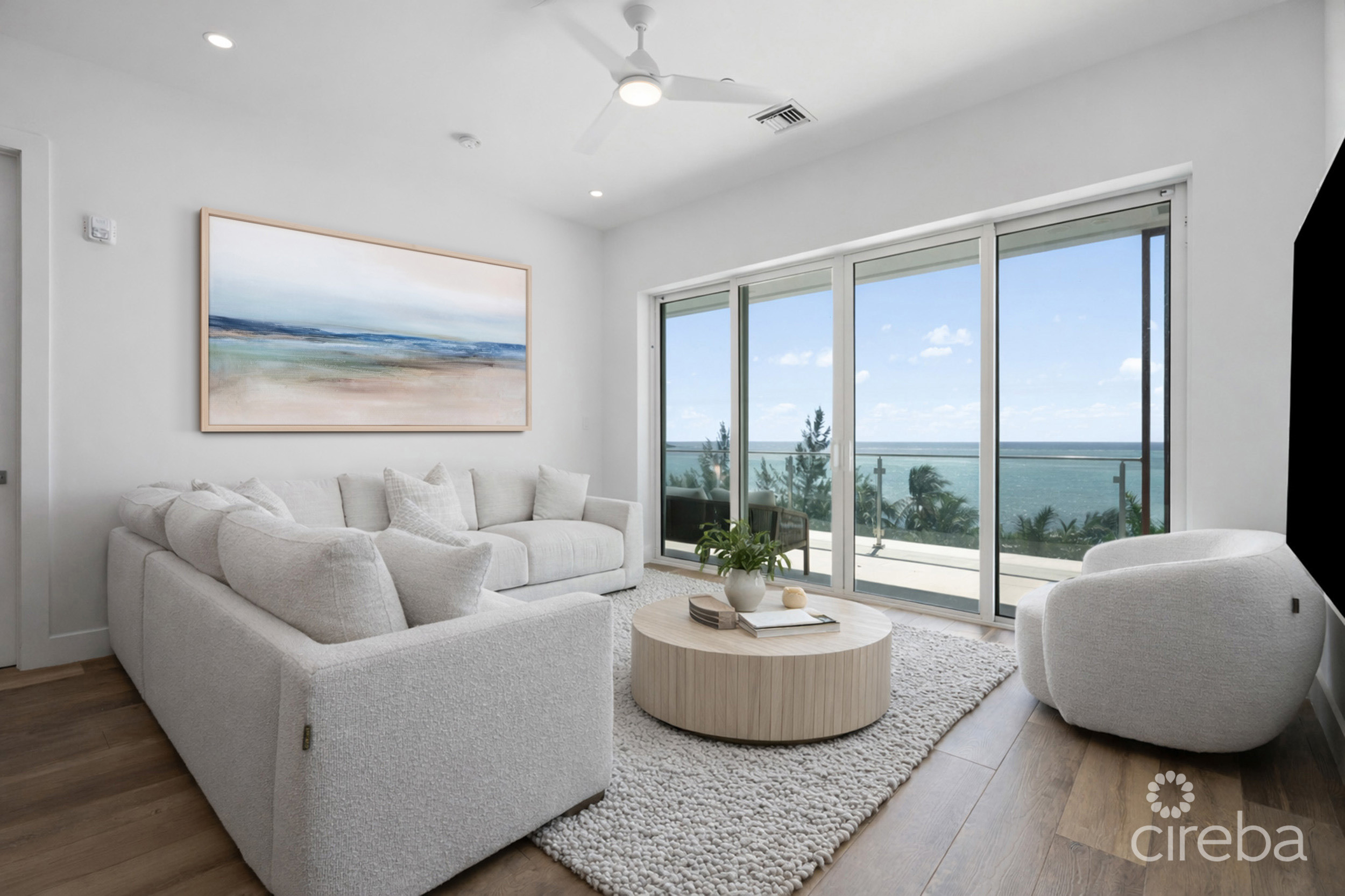 AURA PENTHOUSE #404