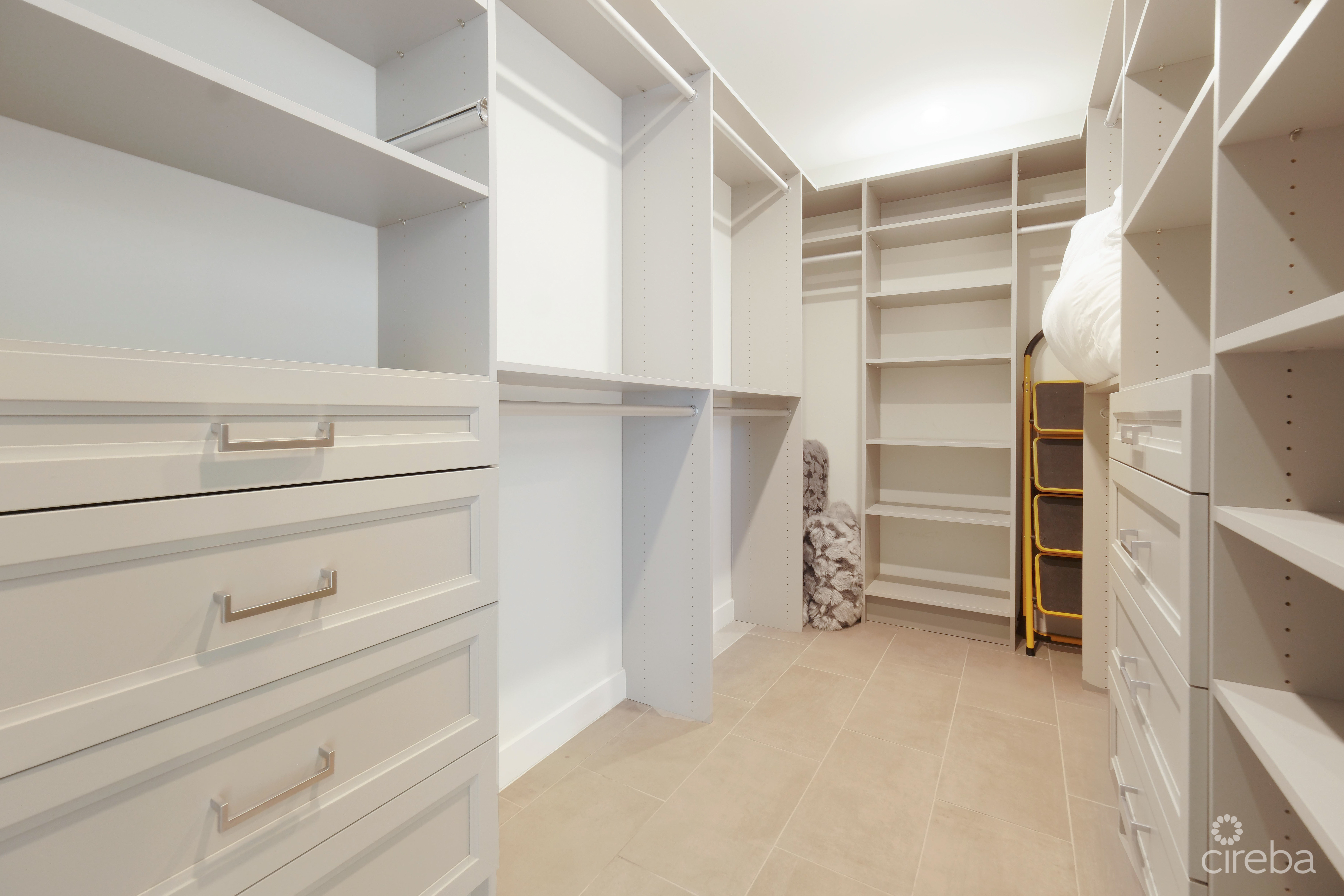 VELA 164 – 3 BEDROOM TOWNHOME