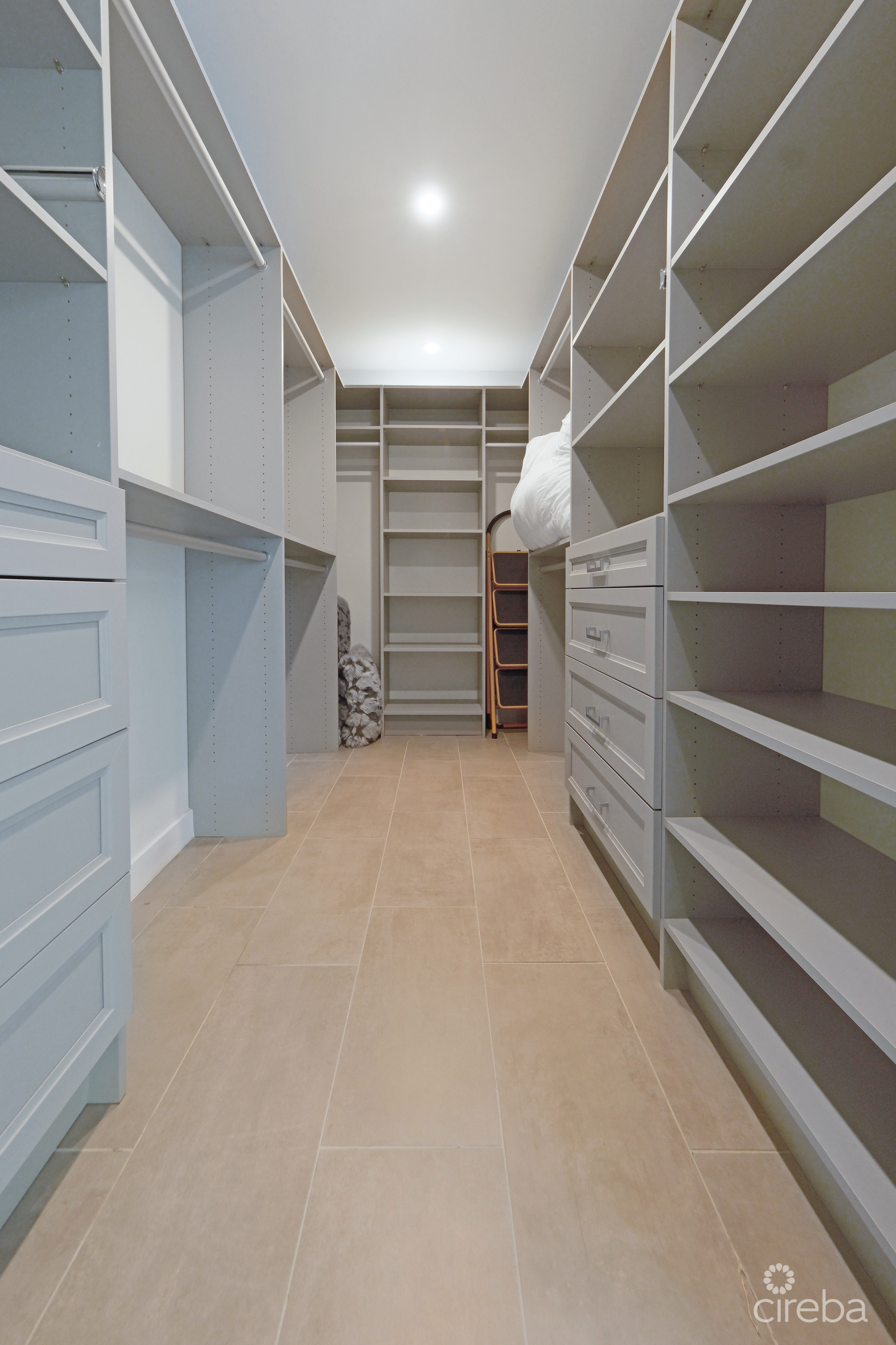 VELA 164 – 3 BEDROOM TOWNHOME