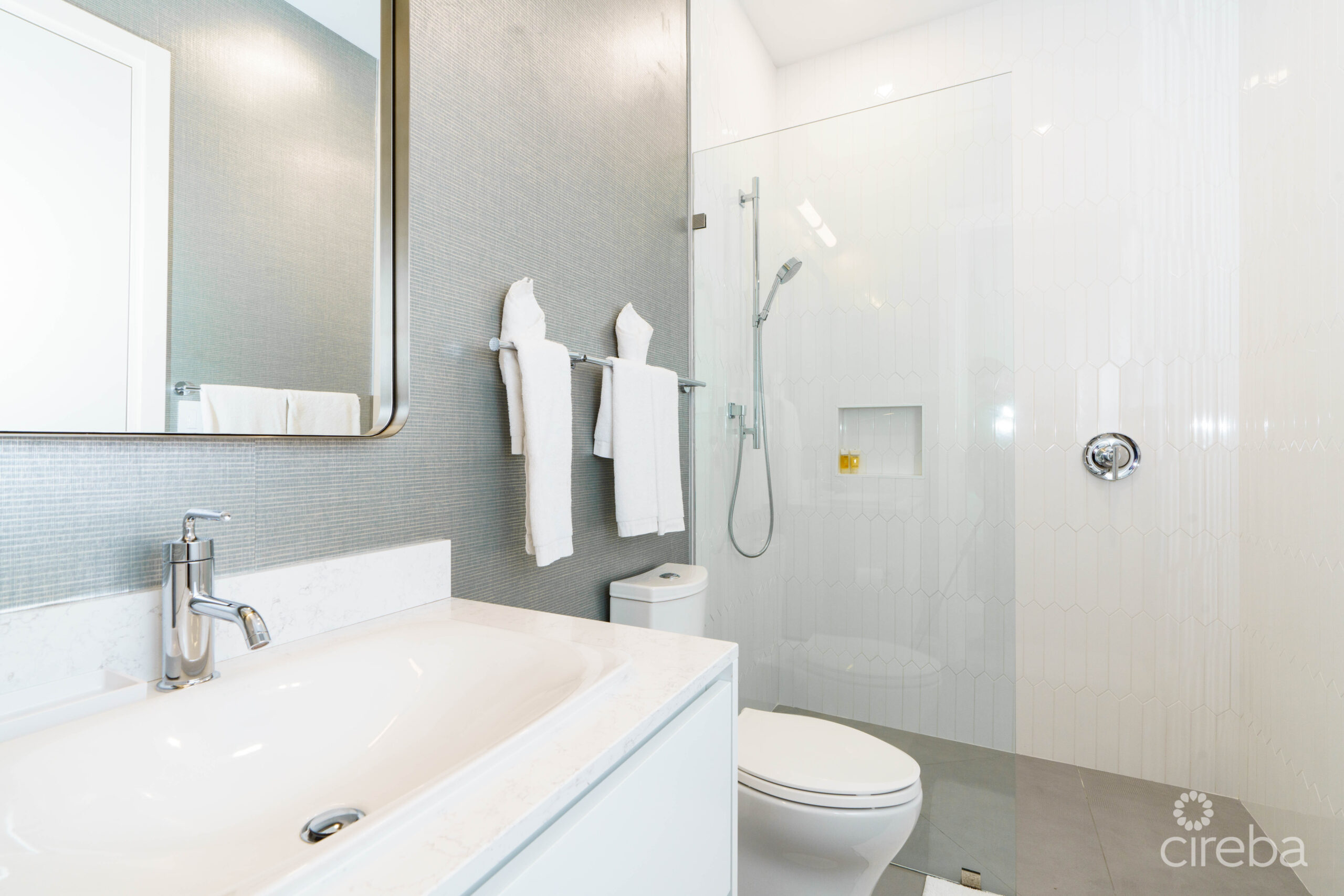 ONE CANAL POINT 7 – THREE BEDROOM TOWNHOME