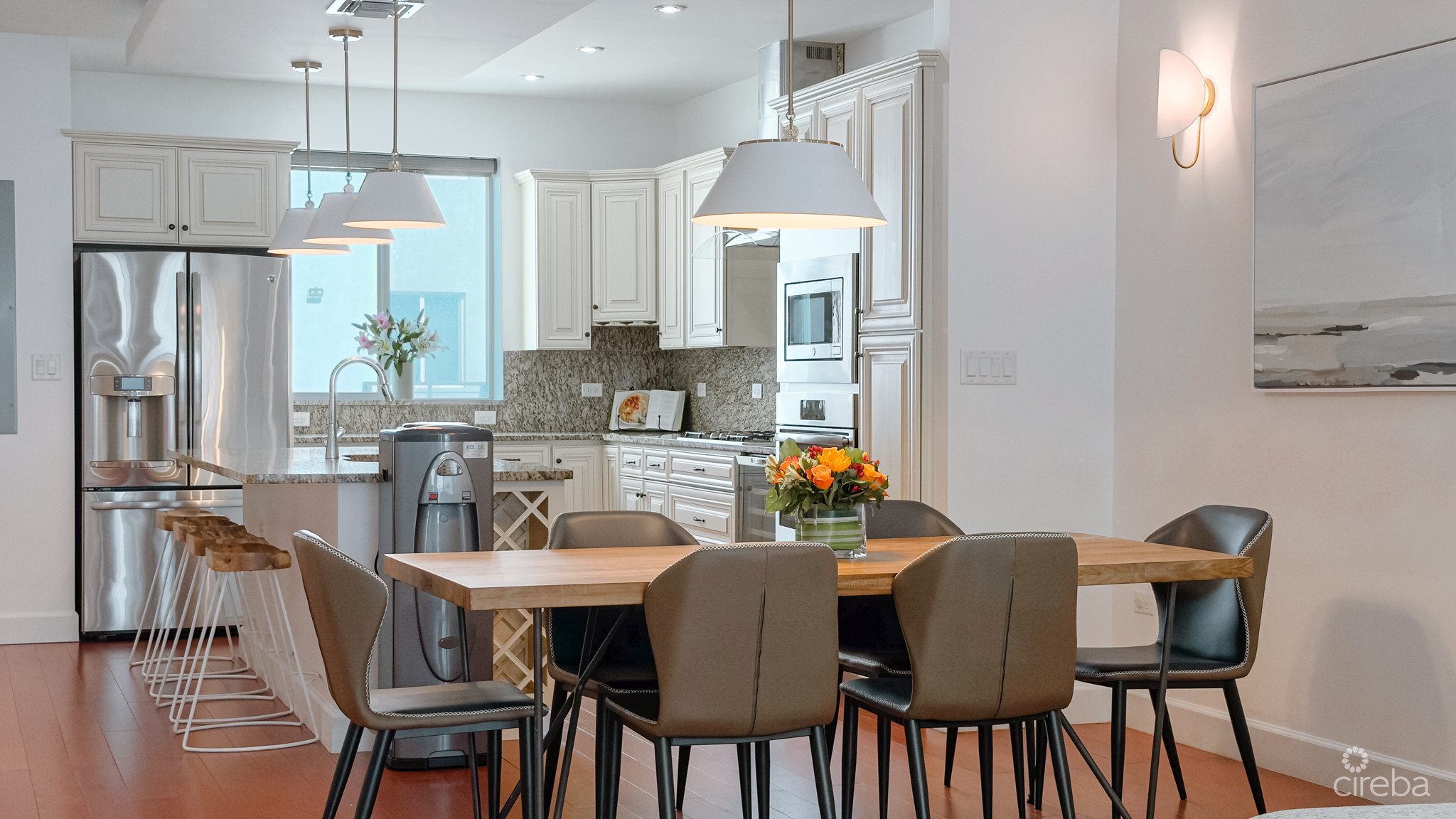 SOUTH BAY ESTATES TOWNHOME