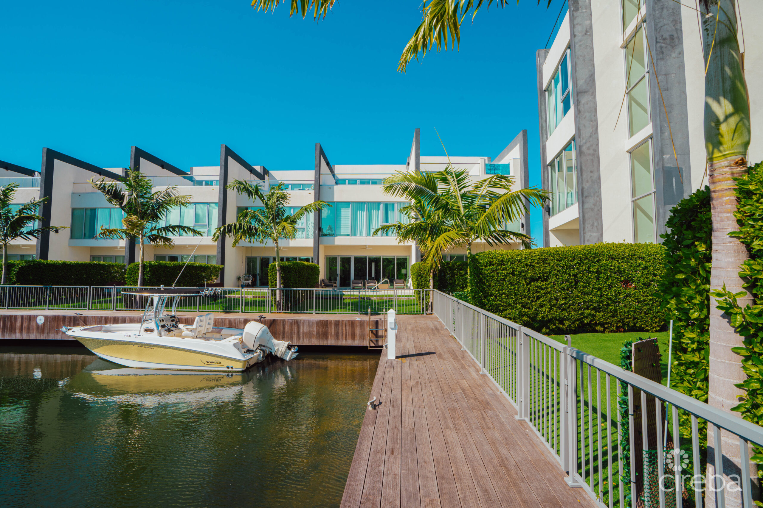 ONE CANAL POINT 7 – THREE BEDROOM TOWNHOME