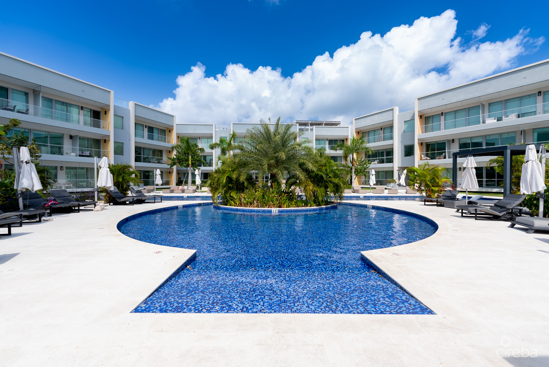 ONE CANAL POINT 535 WITH DOCK