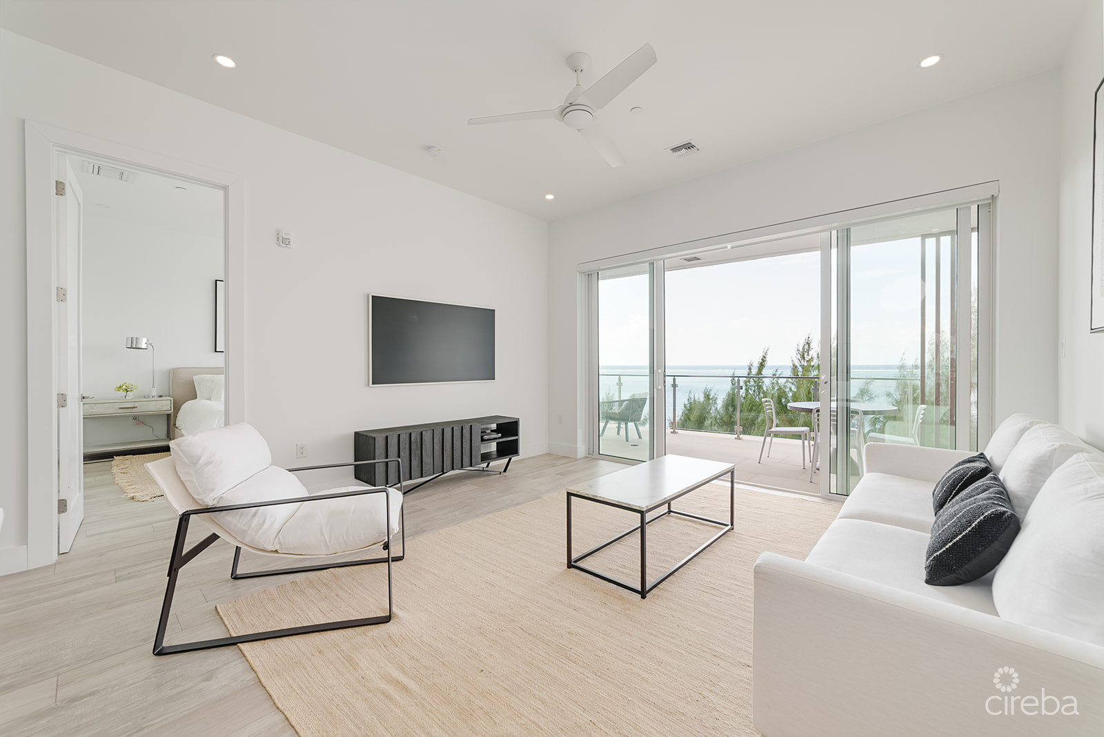 AURA #401 PENTHOUSE – SOUTH SOUND
