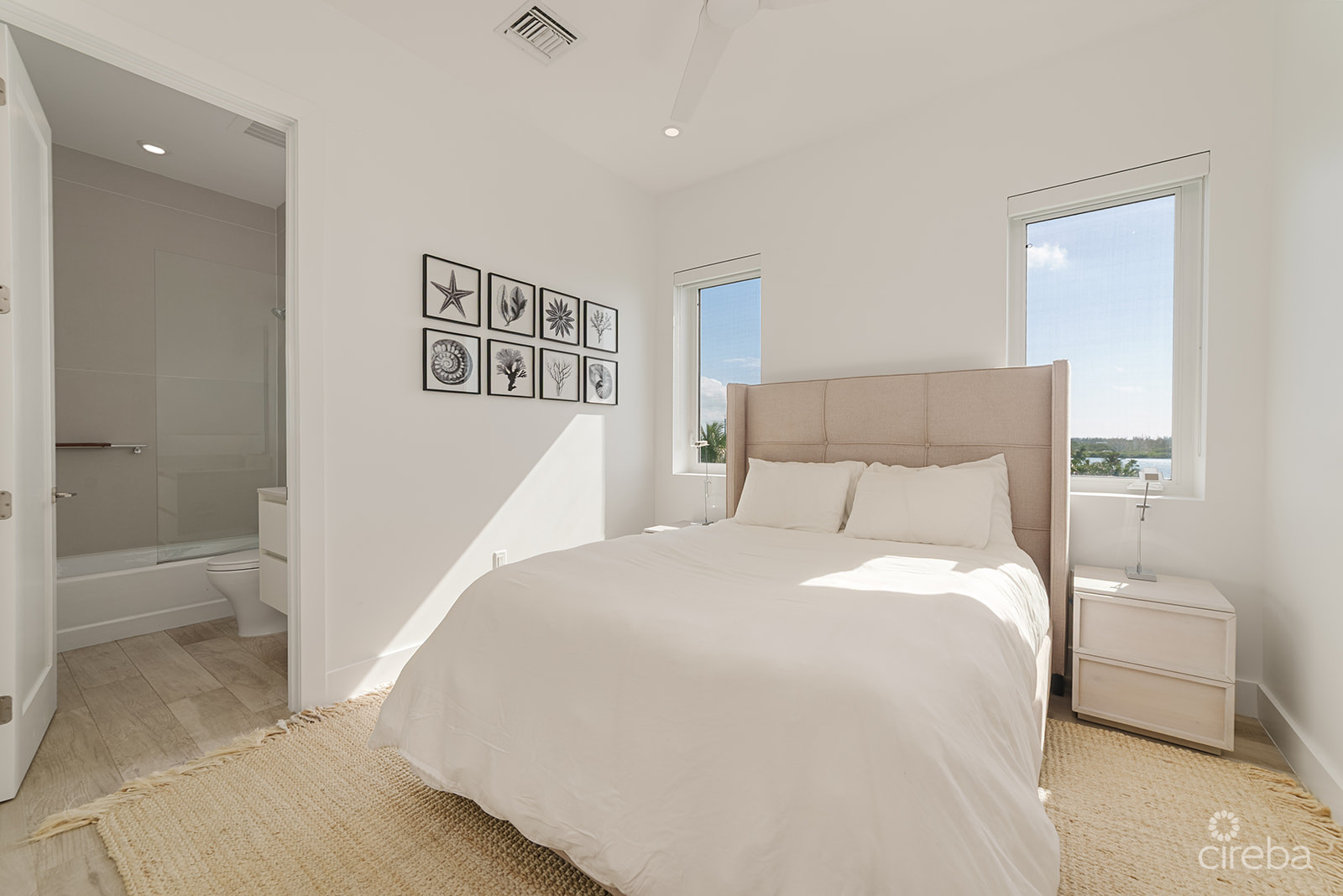 AURA #401 PENTHOUSE – SOUTH SOUND