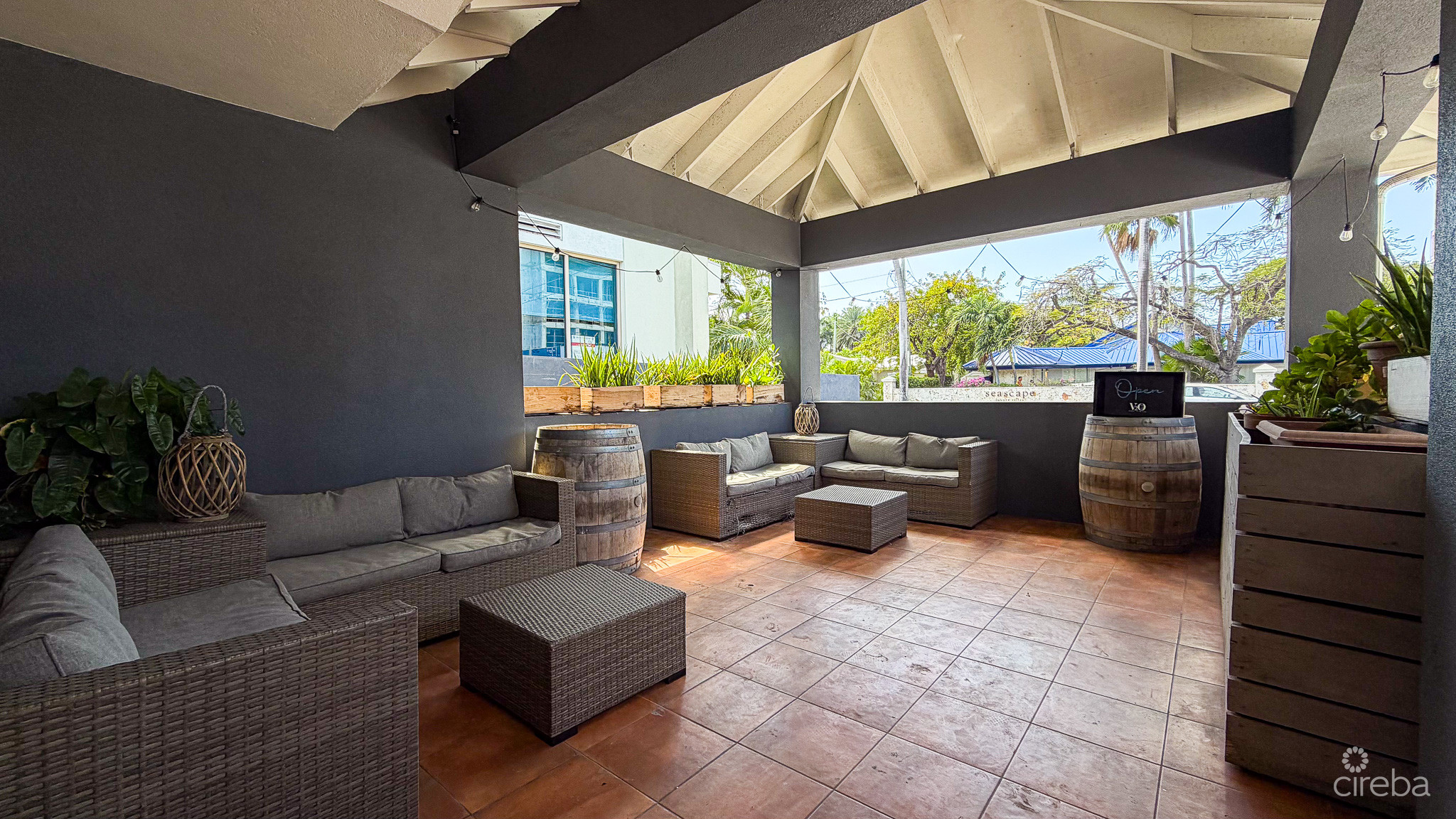 V20 – WINE BAR & RESTAURANT FOR SALE