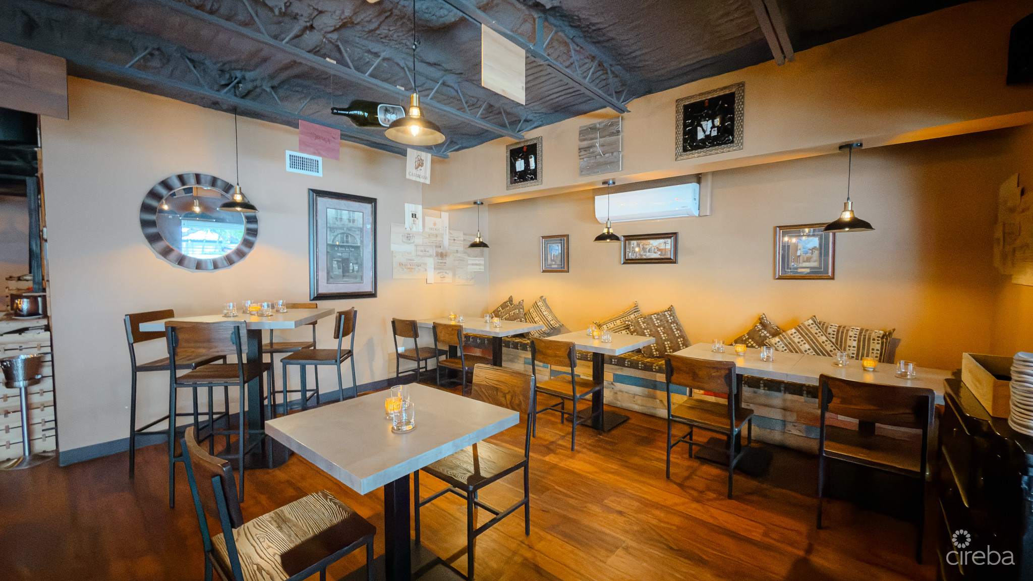 V20 – WINE BAR & RESTAURANT FOR SALE