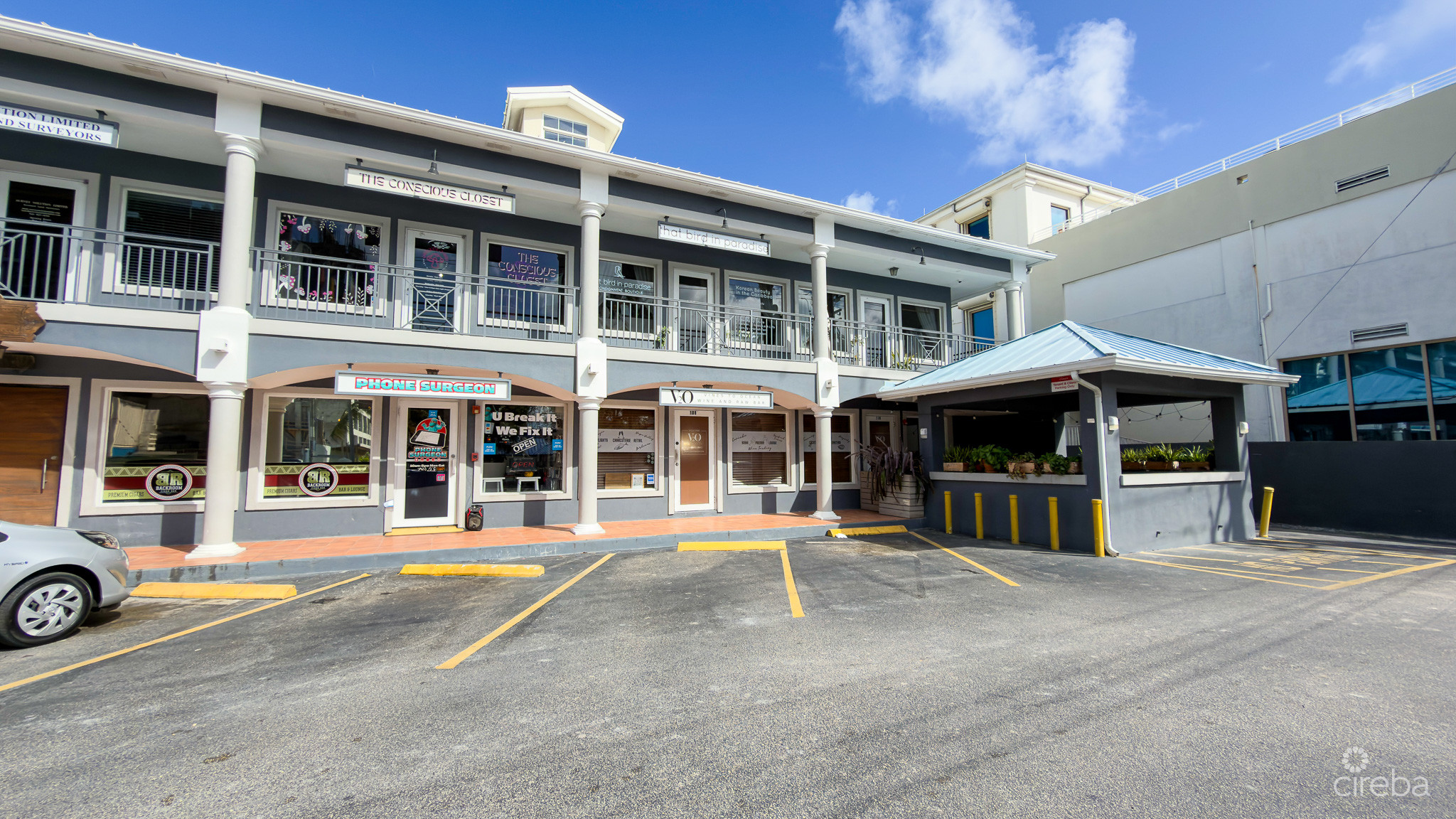 V20 – WINE BAR & RESTAURANT FOR SALE